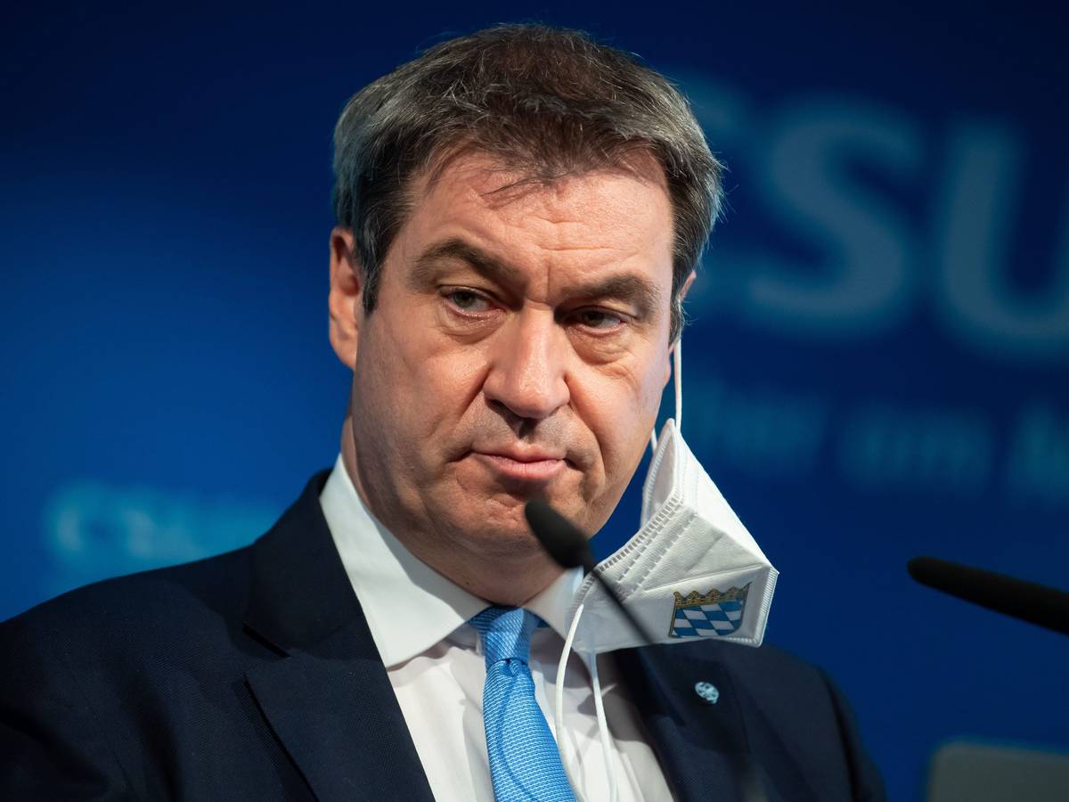 Markus Söder, CSU-Vorsitzender und Ministerpräsident von Bayern, nimmt am 7. Februar 2022 in der Parteizentrale nach einer Sitzung des CSU-Vorstands an einer Pressekonferenz teil.