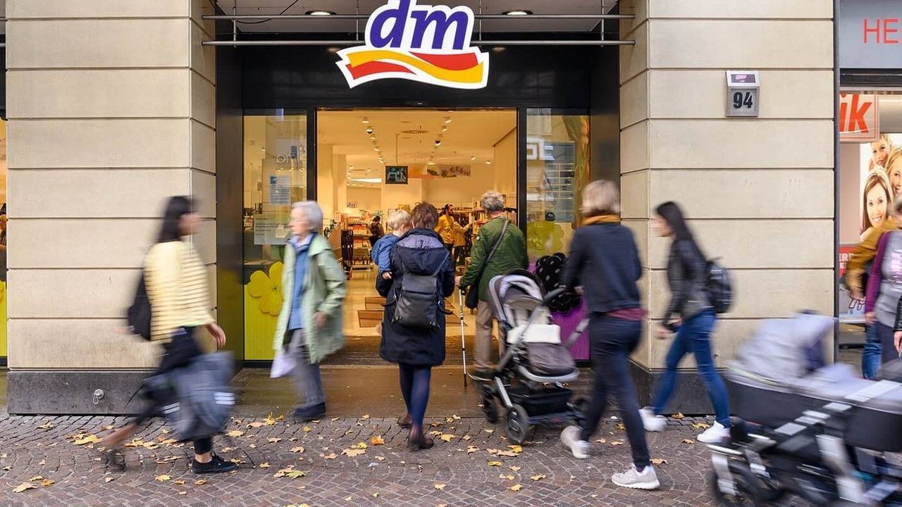 Rückruf aktuell: Die Knabbereien wurden bei dm (hier ein Symbolfoto von 2019) und bei Alnatura verkauft.