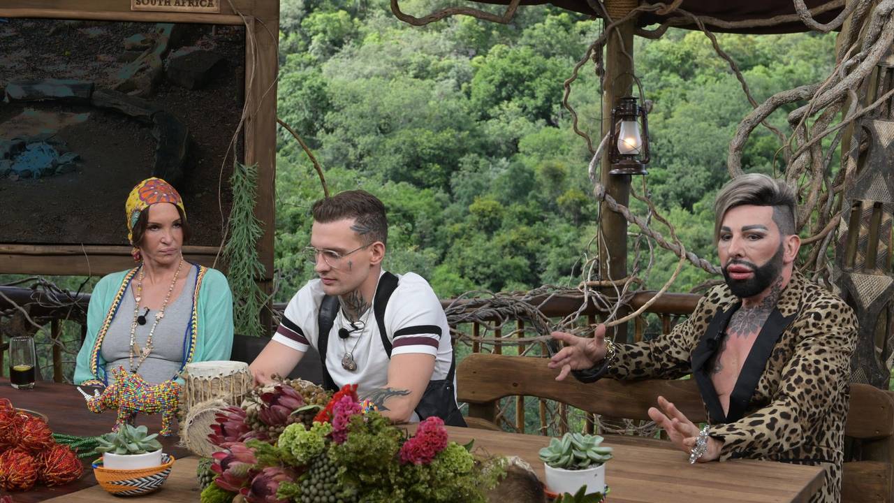 Dschungelcamp 2022: Eric Stehfest muss in seiner letzten Prüfung im Dschungelcamp ein ekliges Menü zu sich nehmen.