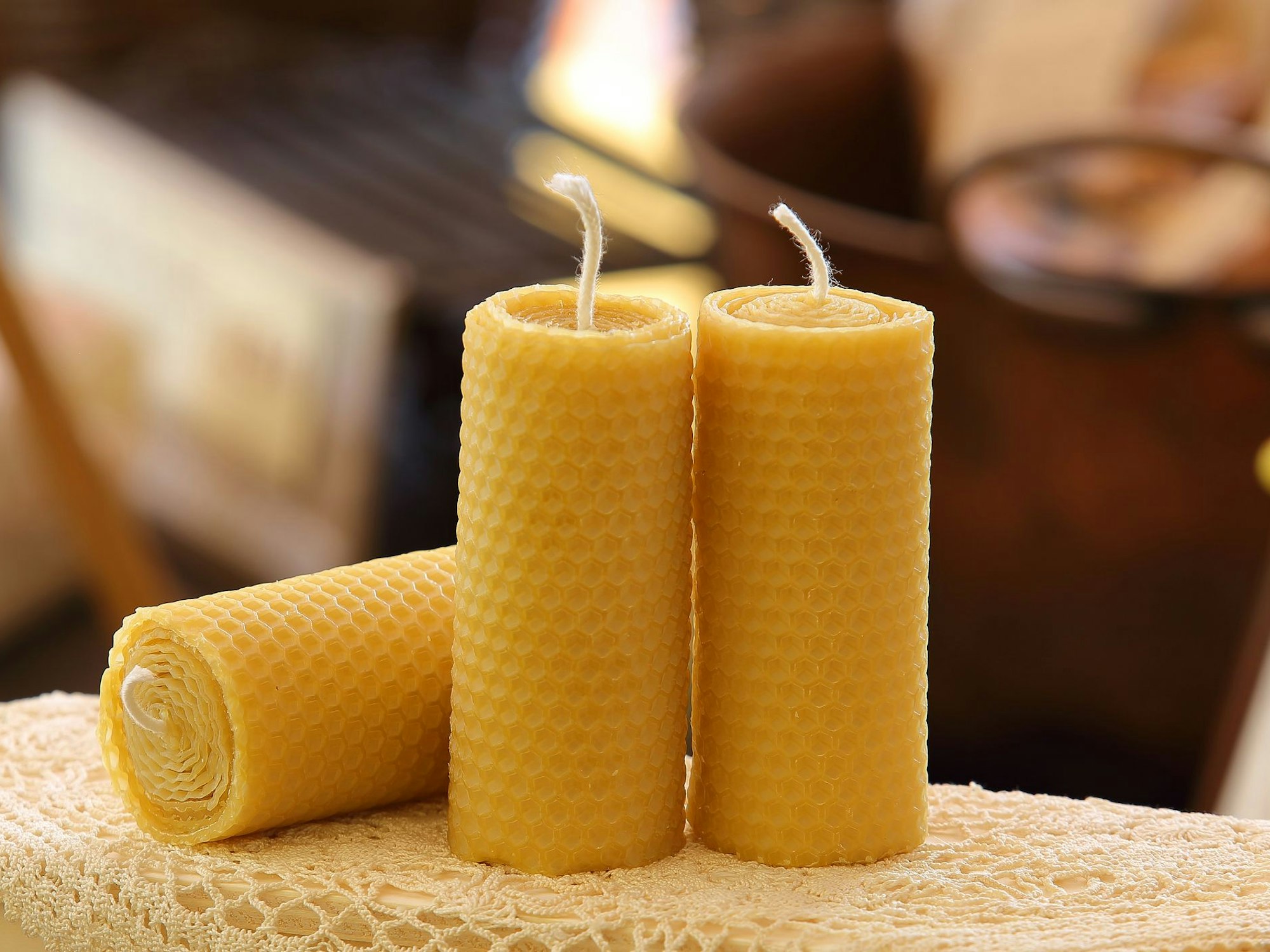 Bienenwachsplatten sind schnell eingerollt.