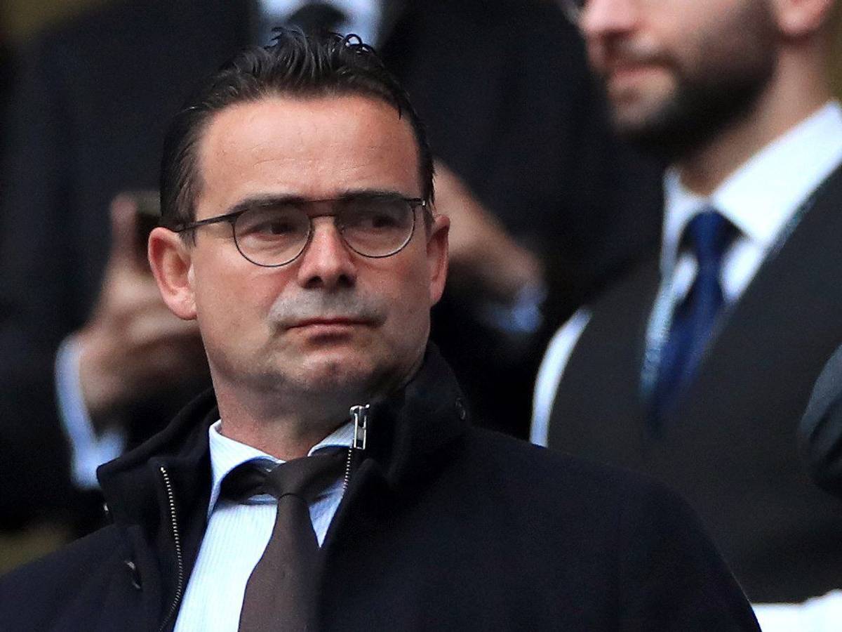 Marc Overmars auf der Tribüne von Ajax Amsterdam