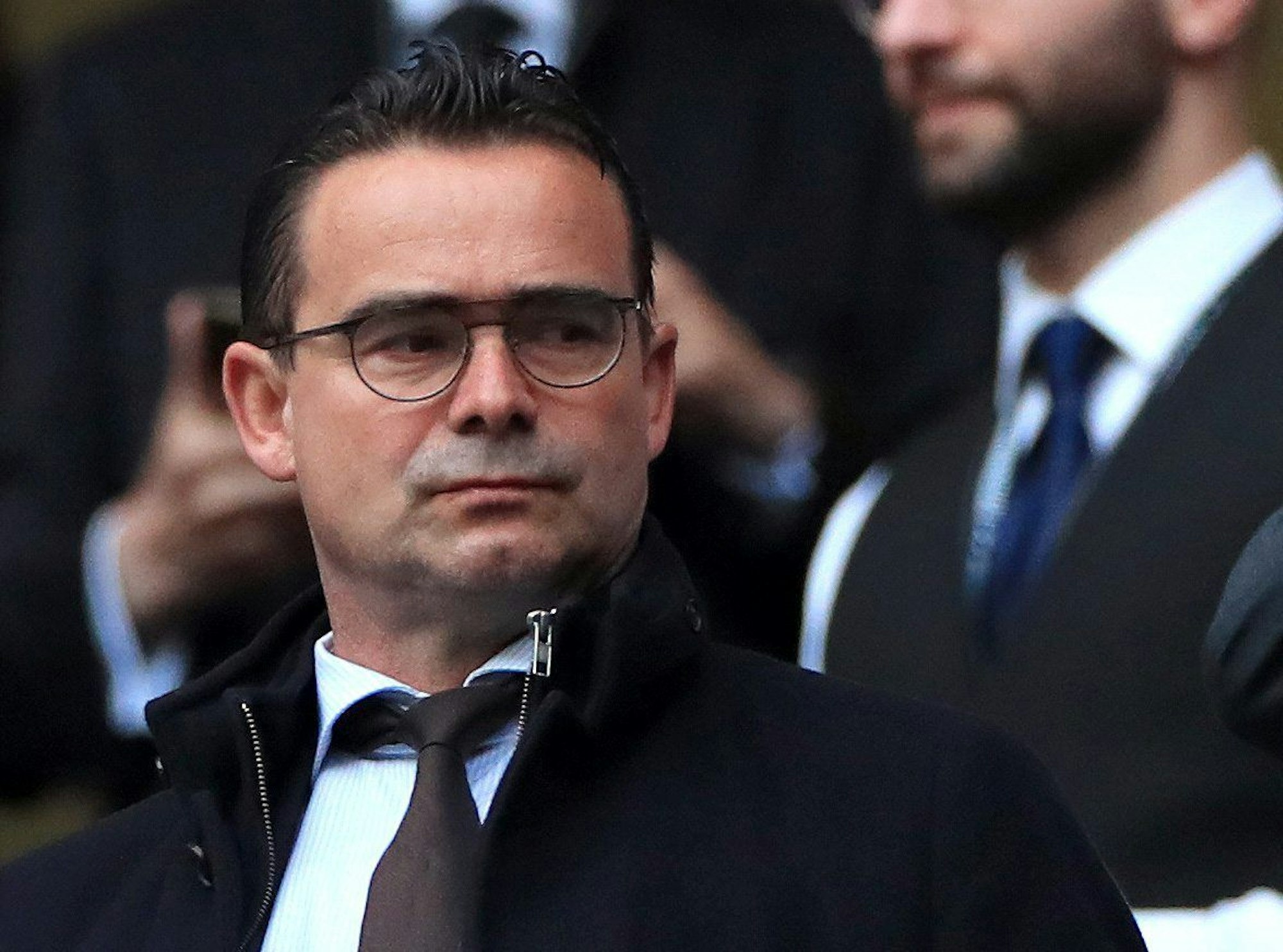 Marc Overmars auf der Tribüne von Ajax Amsterdam