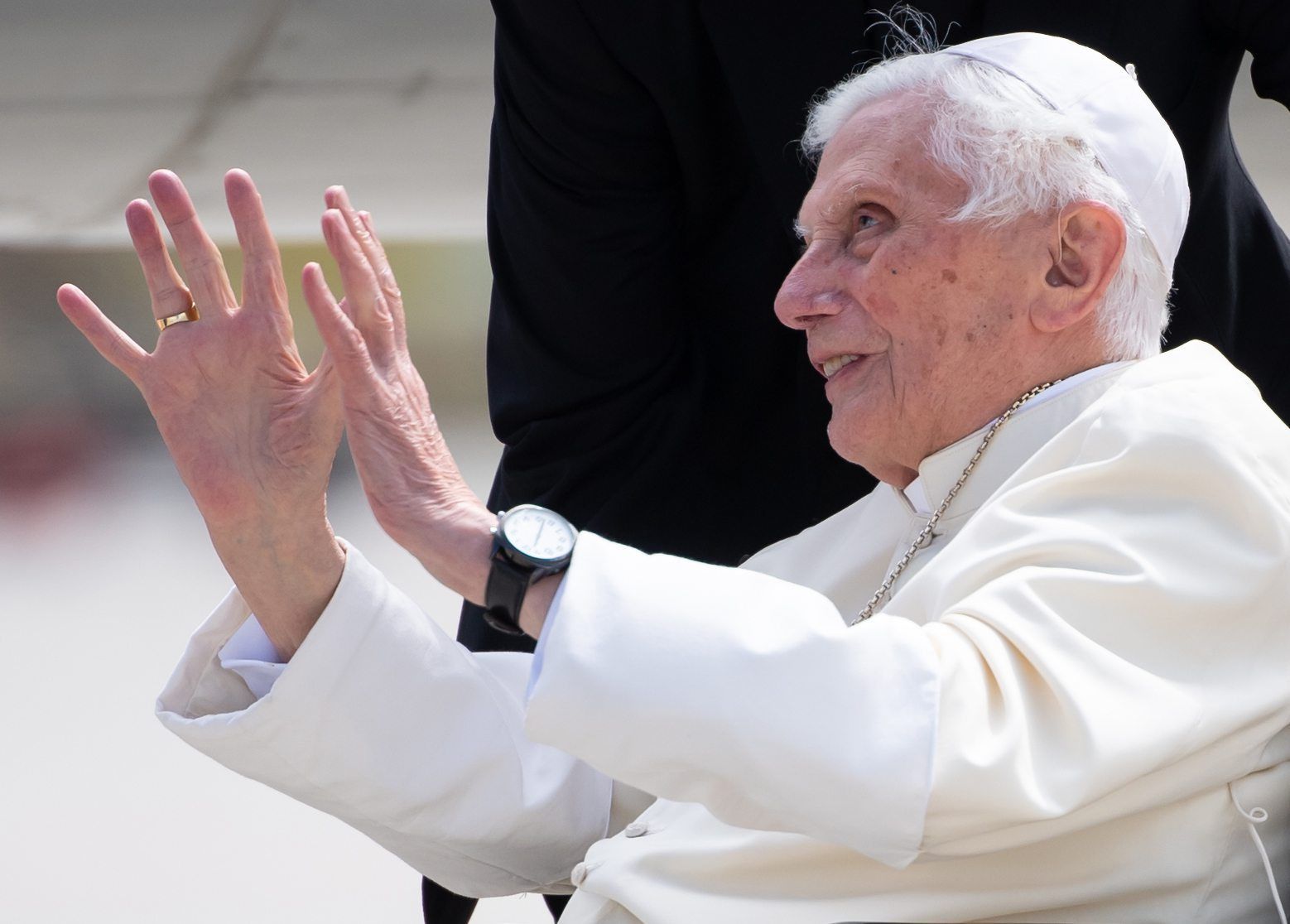 Papst Benedikt XVI. bittet Missbrauchsopfer um Entschuldigung. Hier ein Foto vom 22. Juni 2020, aufgenommen in Freising (Bayern).