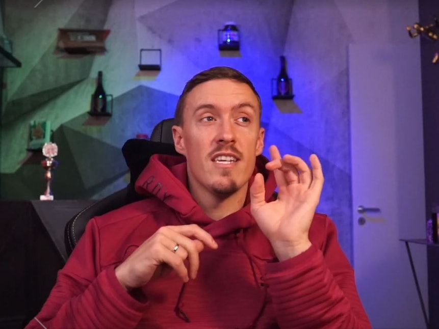 Max Kruse spricht in einem Video auf seinem Twitch-Kanal über das Thema Corona.