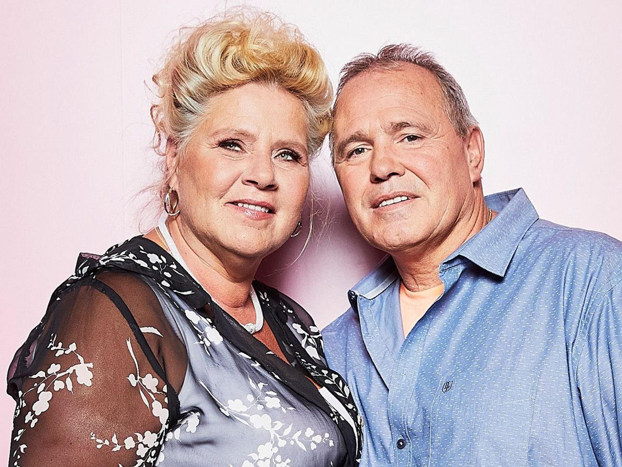 Harald Elsenbast (r.) und Silvia Wollny (l.) sind seit über sieben Jahren ein Paar (unser Foto zeigt die beiden am 17. Dezember 2020).