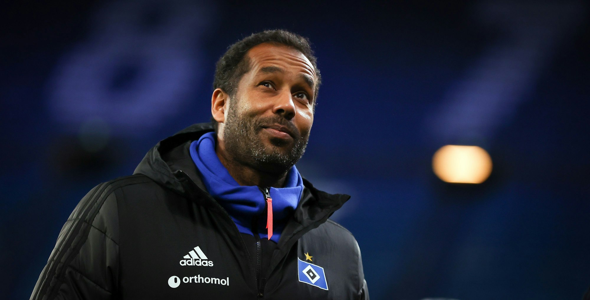 Daniel Thioune steht als Trainer bei Fortuna Düsseldorf vor einer schwierigen Aufgabe, hier noch als Trainer des HSV am 8. März 2021.