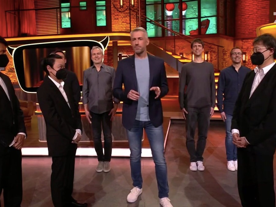 Moderator Pufpaff moderiert am 09.02.2022 die ProSieben-Sendung "TV Total". Screenshot von Martin Gätke