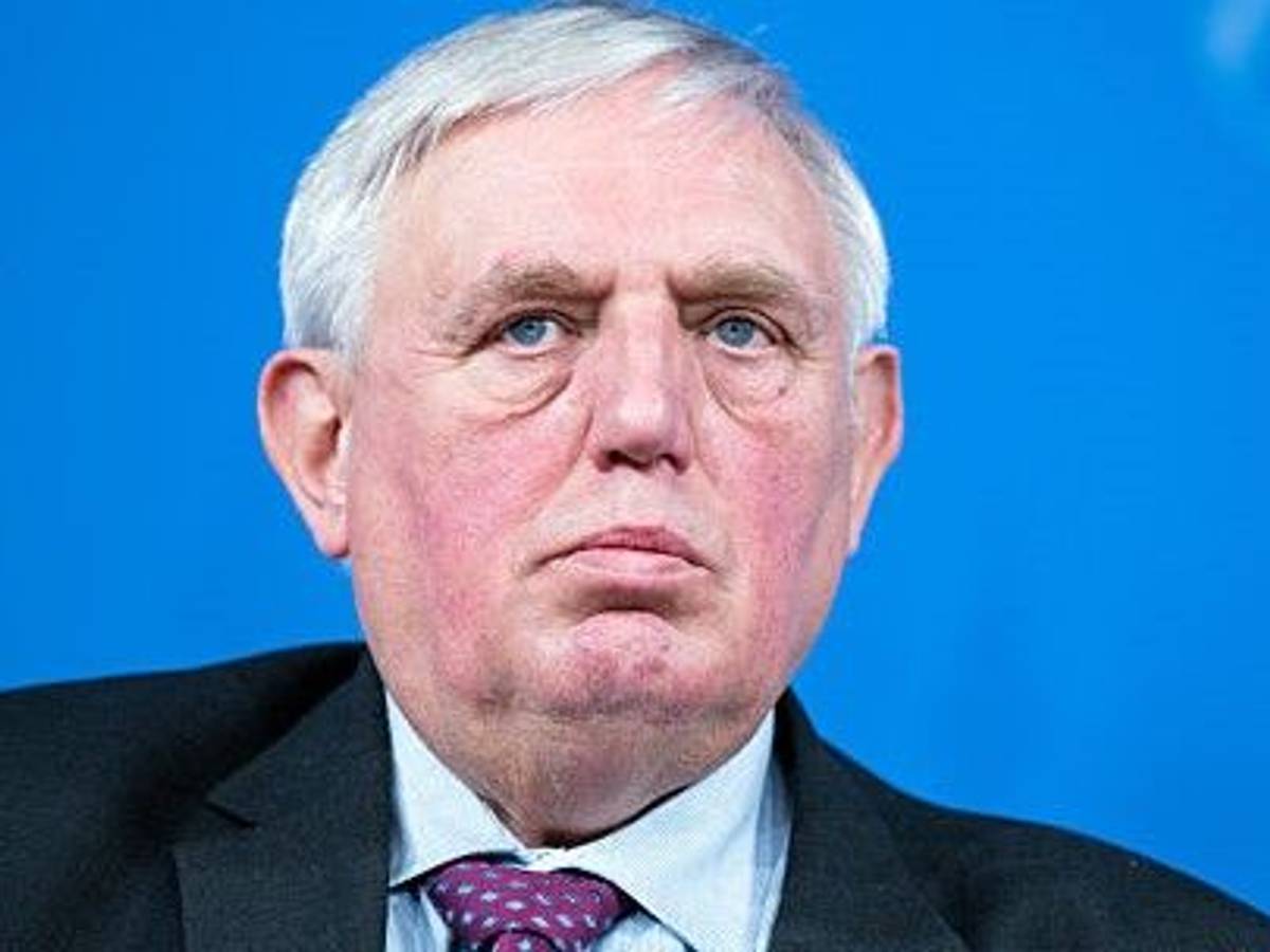 NRW-Gesundheitsminister: Karl-Josef Laumann (CDU) äußerte sich am Dienstag, 8. Februar 2022, zur Anpassung der Corona-Schutzverordnung und zu Regeln, die nun gelten.