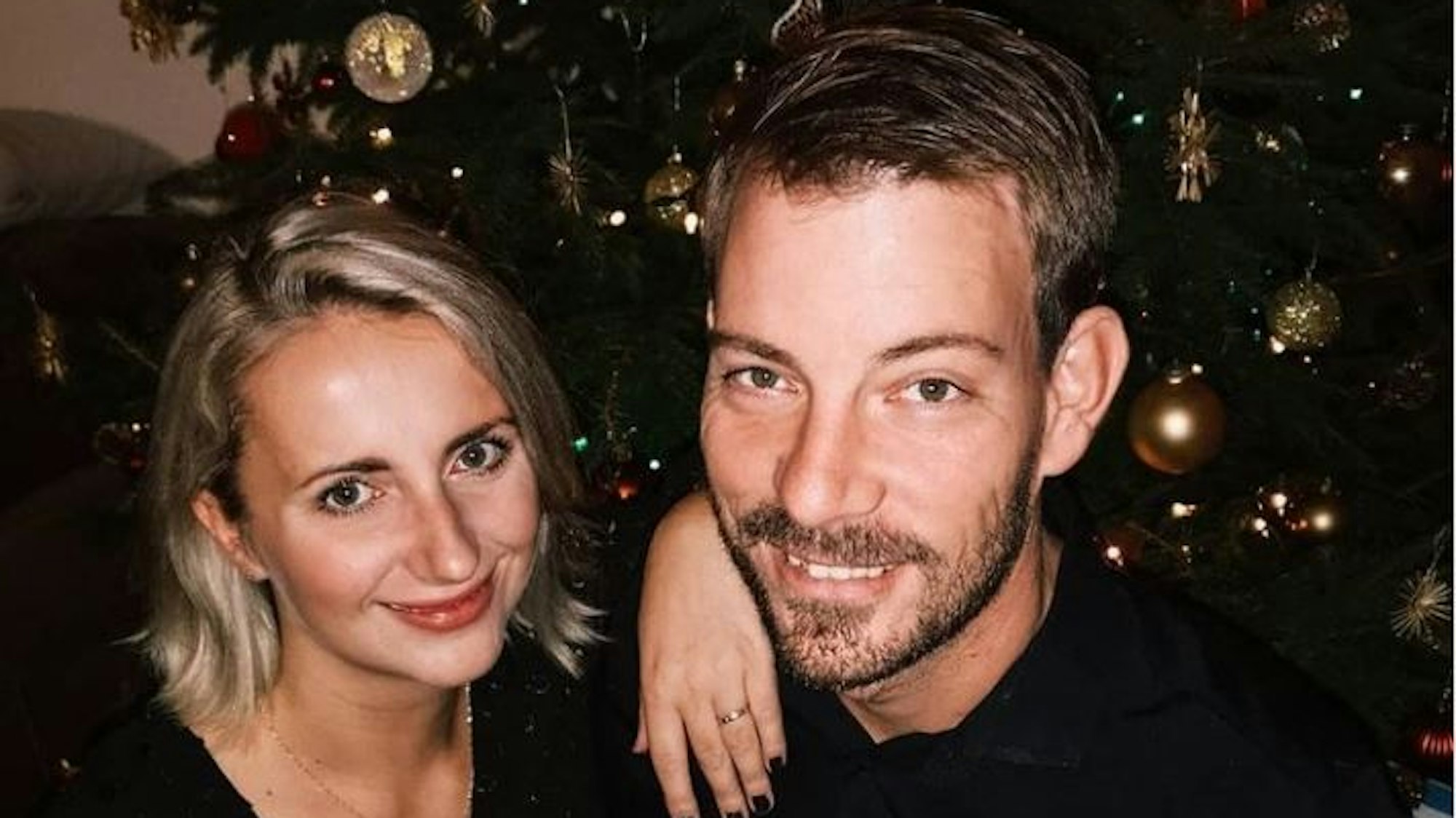 Das Foto zeigt die beiden "Bauer sucht Frau"-Stars Gerald und Anna Heiser auf einem Selfie. +++ Screenshot erstellt am 9. Februar 2022 zum Zwecke der Berichterstattung +++ Quelle: Instagram / anna_m._heiser