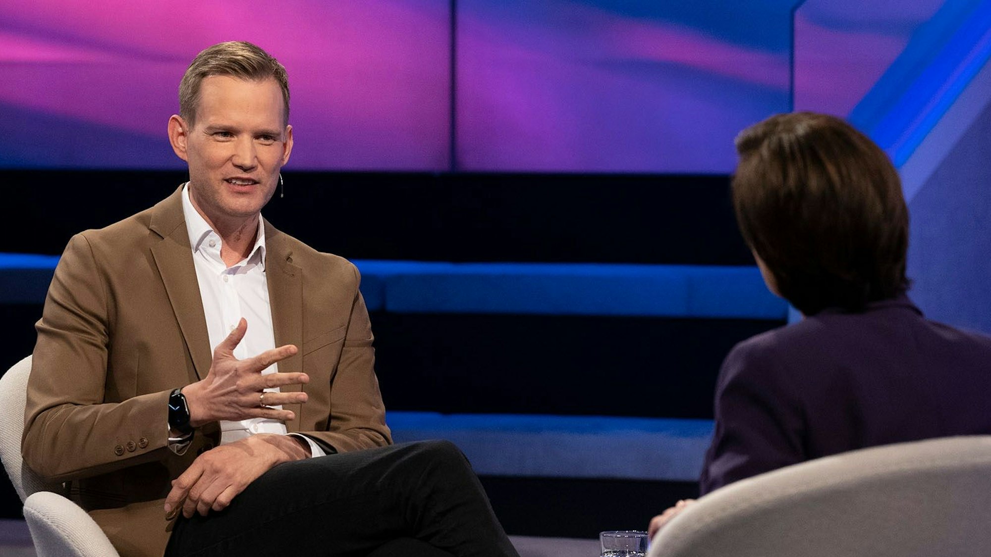 Prof. Hendrik Streeck am 9.2.2022 zu Gast bei Sandra Maischberger im ARD-Talk.