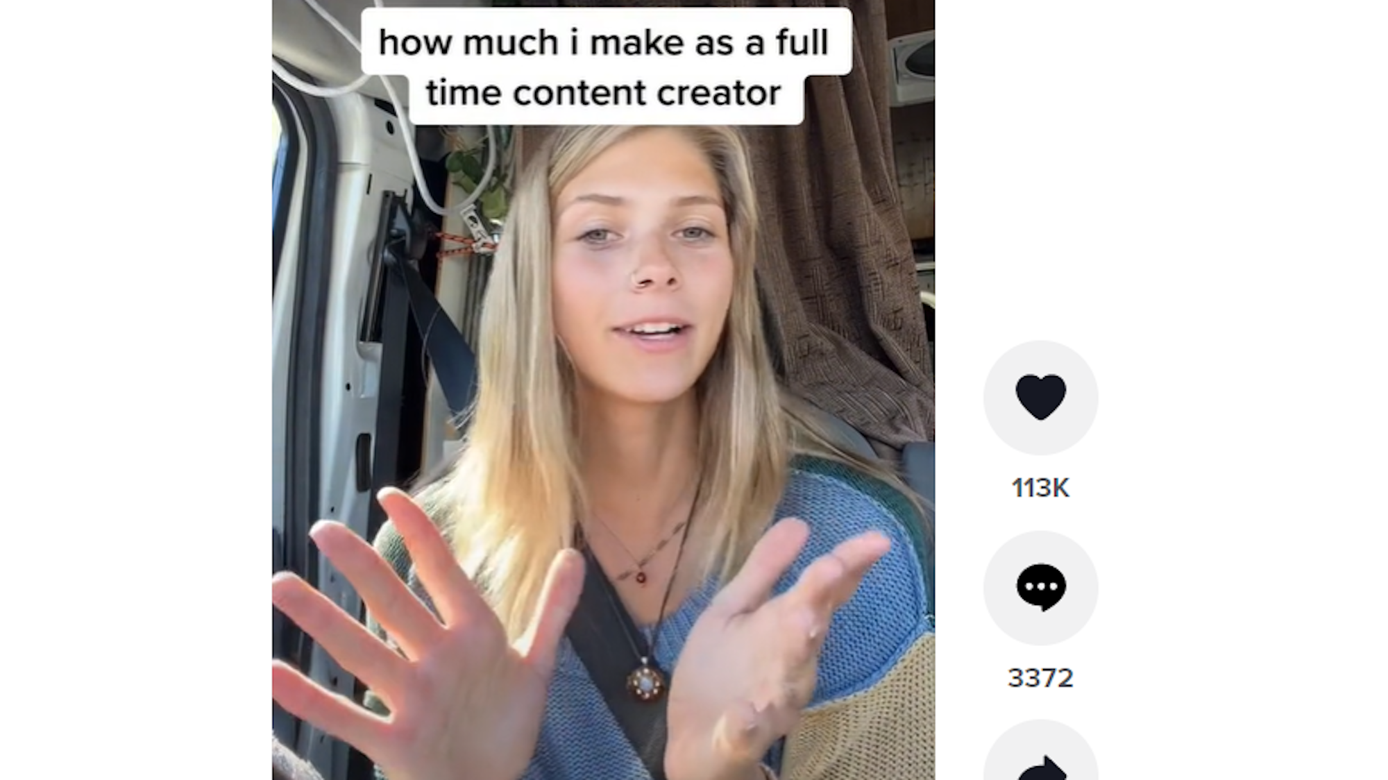 TikTok-Star Abigail Martin beantwortet in ihrem Video vom 07. Februar 2022 die Frage eines Abonnenten und berichtet davon, wie viel und womit genau sie Geld verdient.