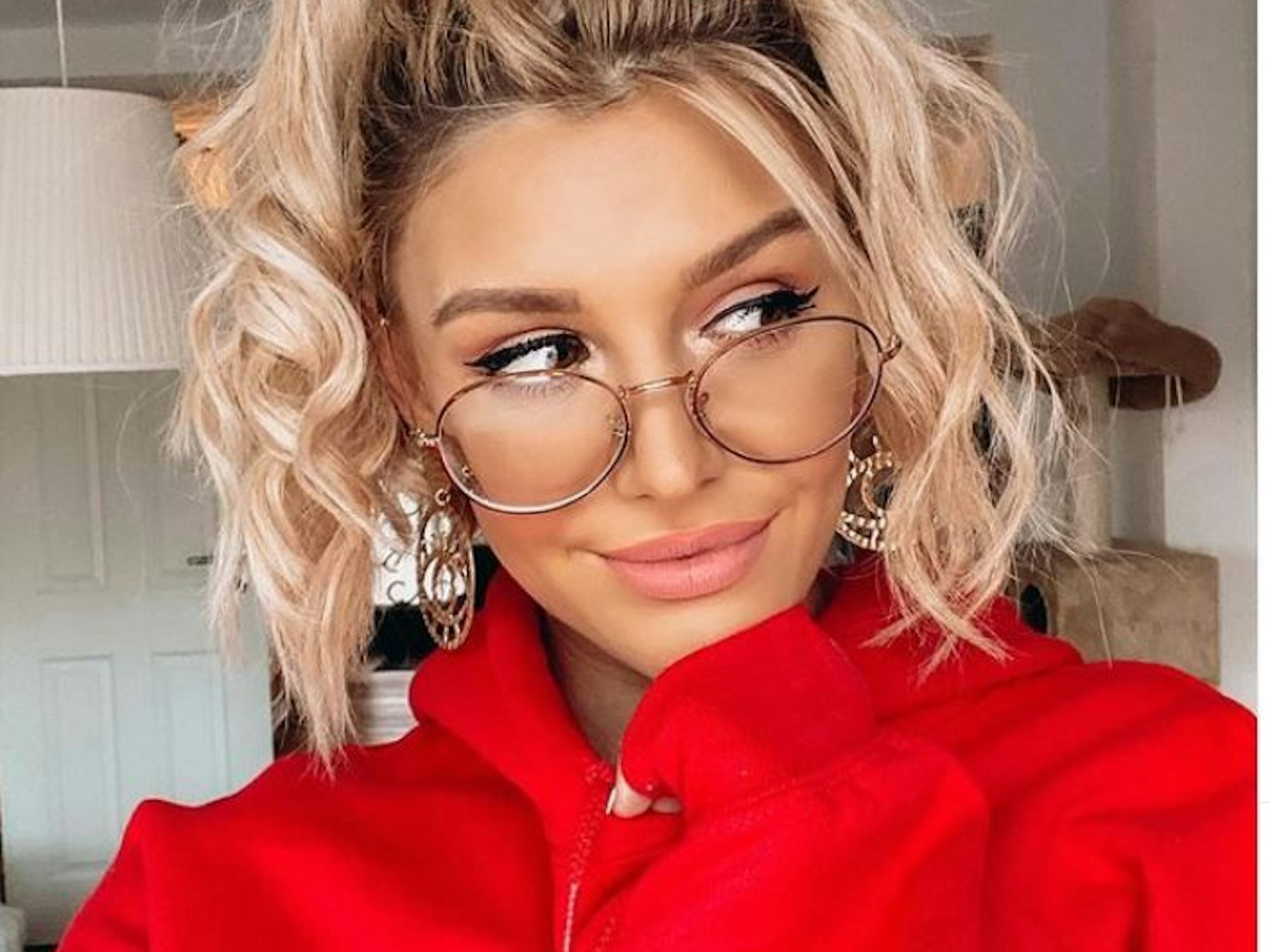 Gerda Lewis: Sie war mal Kandidatin bei Germany's next Topmodel bei Heidi Klum. Das Selfie postete sie im Februar 2020 auf ihrem Instagram-Account