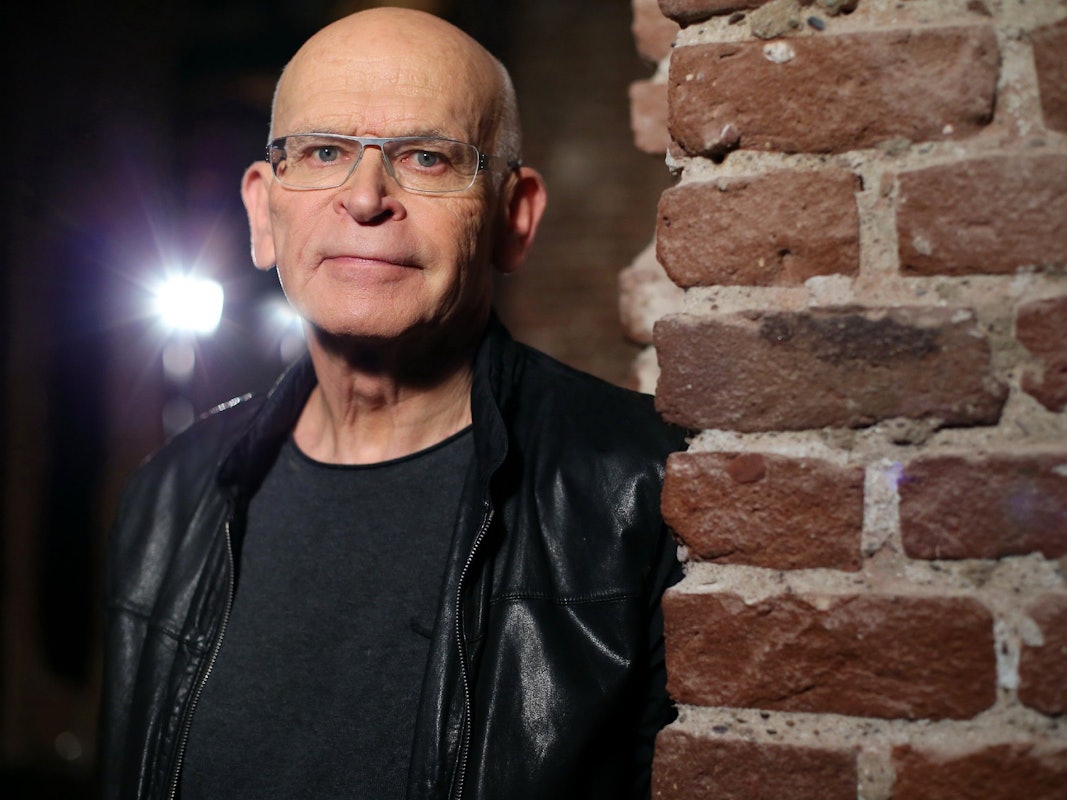 Enthüllungsjournalist Günter Wallraff und sein Undercover-Team sind im Einsatz, um erschreckende Missstände aufzudecken.