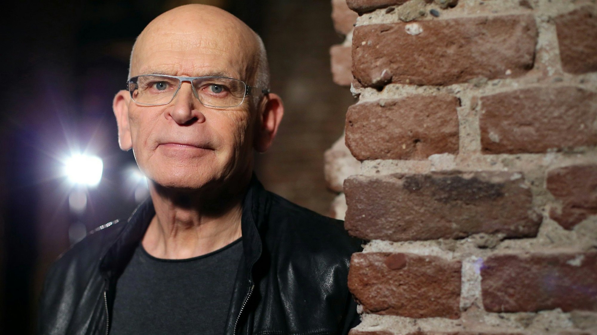 Enthüllungsjournalist Günter Wallraff und sein Undercover-Team sind im Einsatz, um erschreckende Missstände aufzudecken.