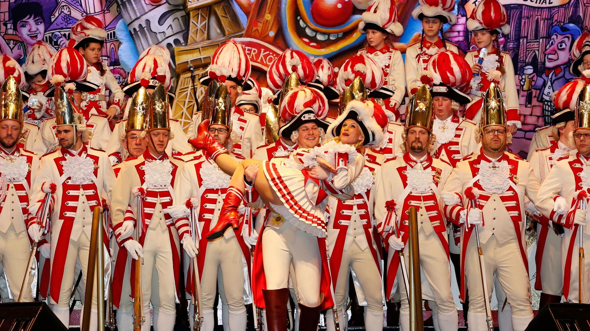 Die Prinzen-Garde 2019 bei einer Karnevalssitzung