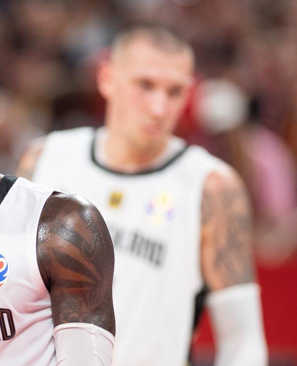 Dennis Schröder und Daniel Theis.