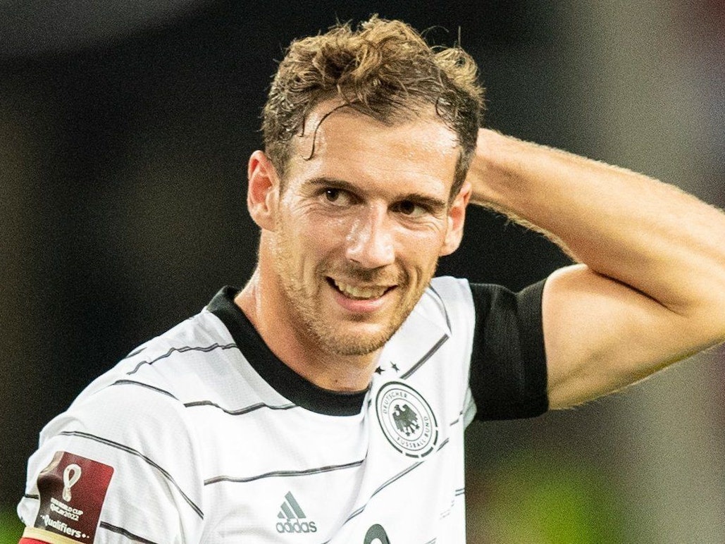 Fußball-Nationalspieler Leon Goretzka warnte vor leeren Stadien und einer möglichen Fan-Flucht durch die Corona-Pandemie.