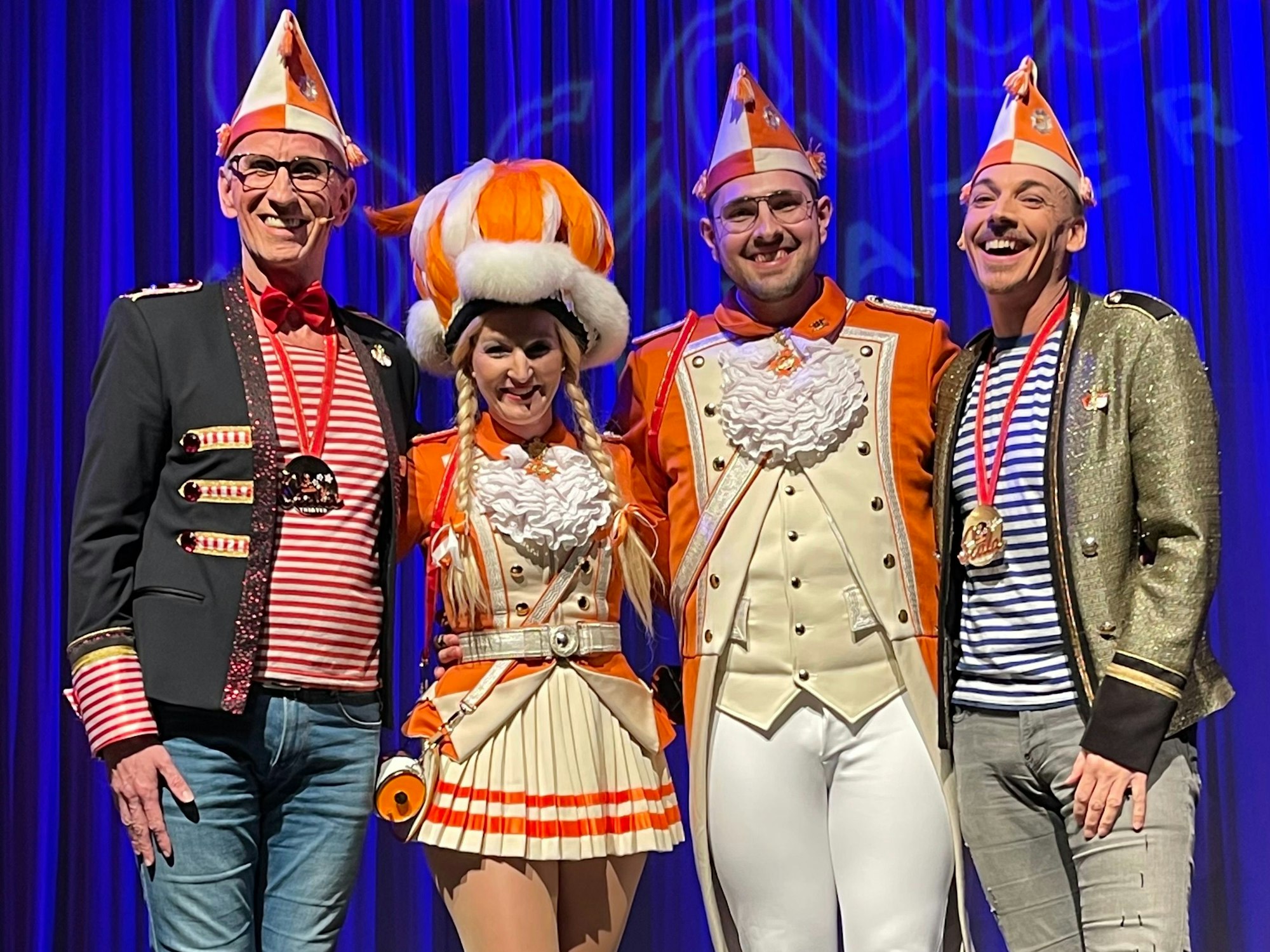 Christina „Stina“ Pohl wurde am Freitag (11. Februar 2022) im Kölner Scala-Theater als Tanz-Marie der Nippeser Bürgerwehr verabschiedet.