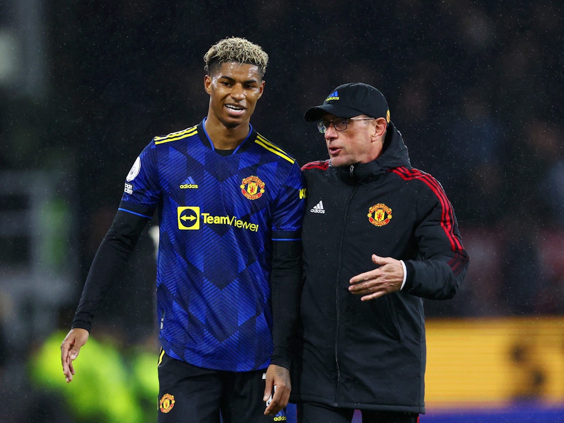 Marcus Rashford von Manchester United mit Interimstrainer Ralf Rangnick.