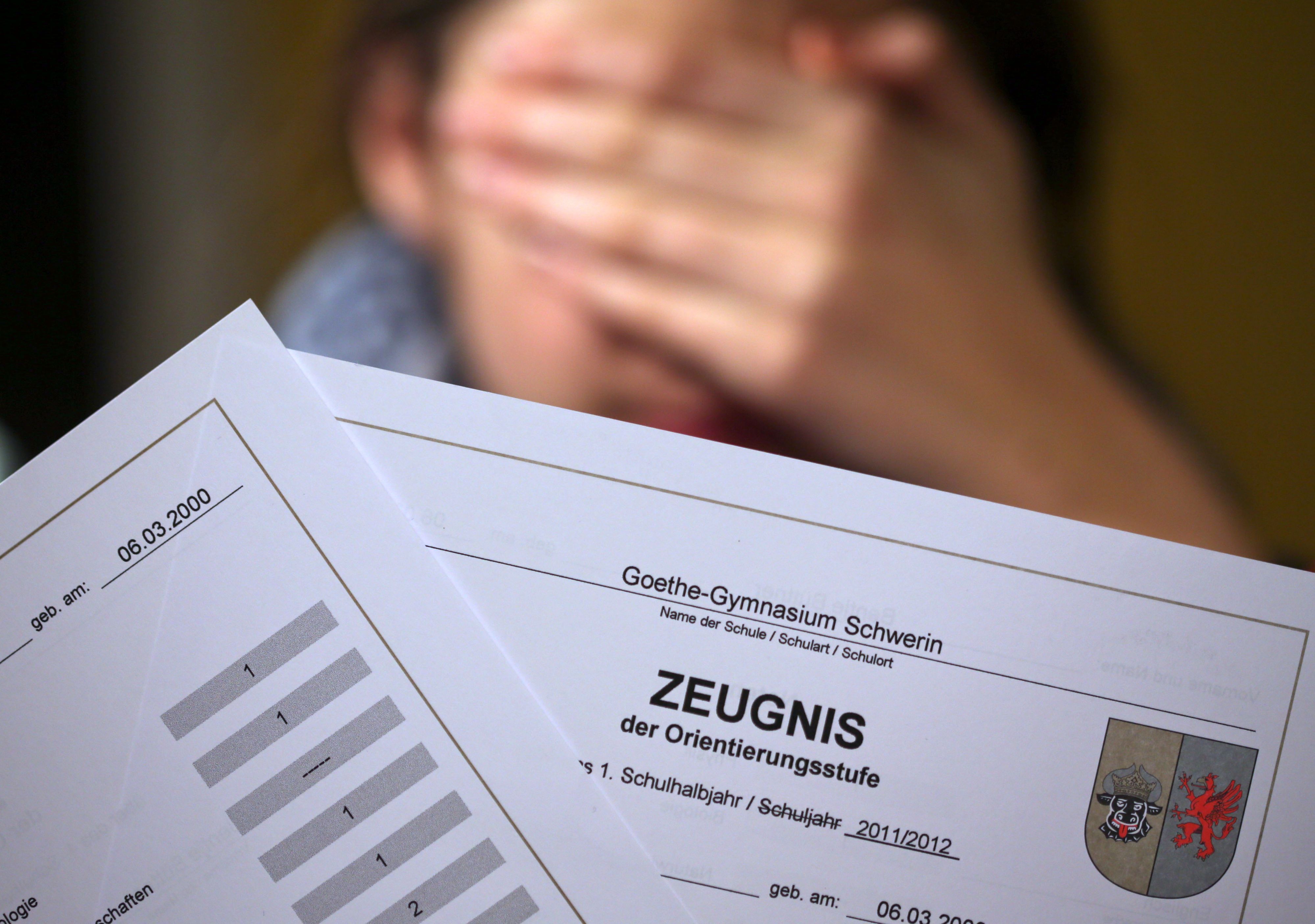 Wegen eines Streits erschoss ein Junge in Spanien seine Familie. Unser Foto wurde im Januar 2014 in Schwerin aufgenommen und steht in keinem Bezug zu der beschriebenen Tat.