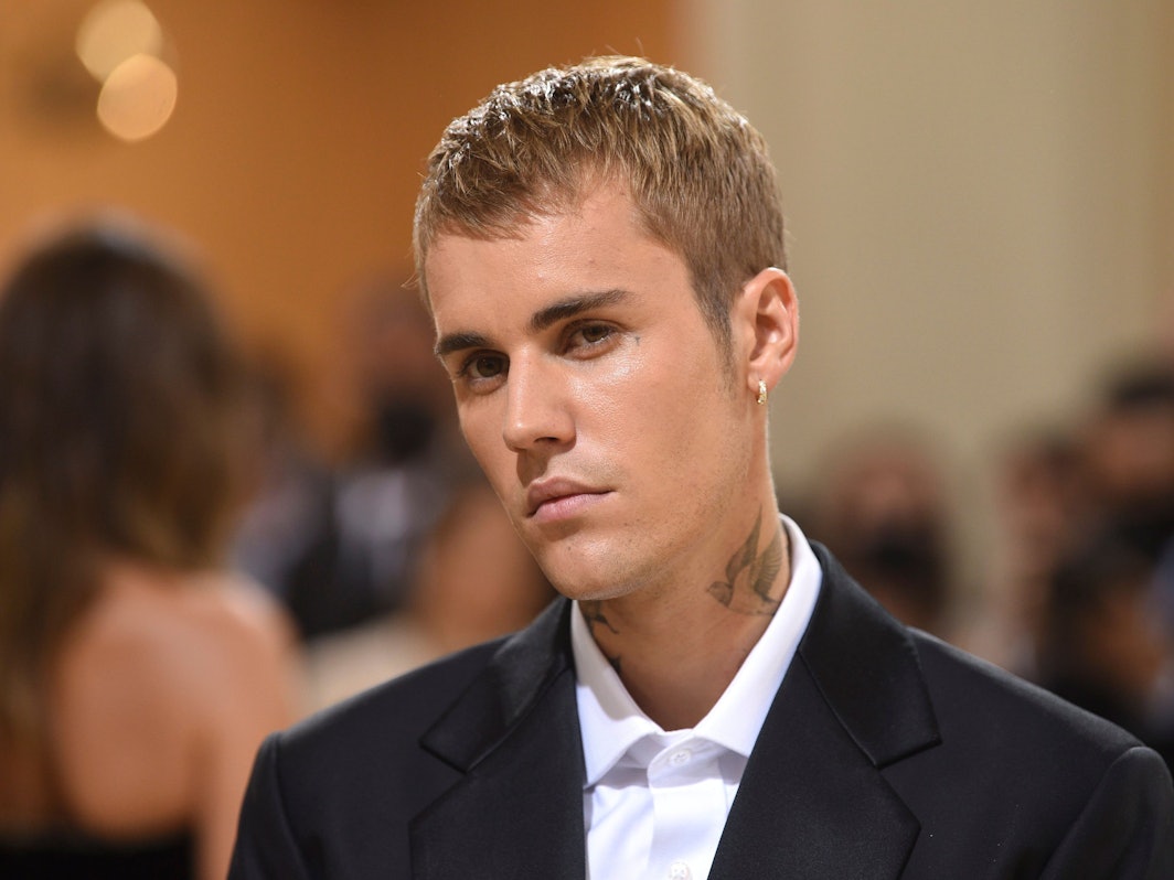Justin Bieber im Anzug.