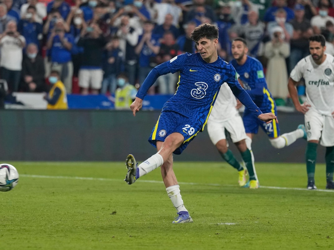 Kai Havertz vom FC Chelsea trifft per Elfmeter zum 2:1.