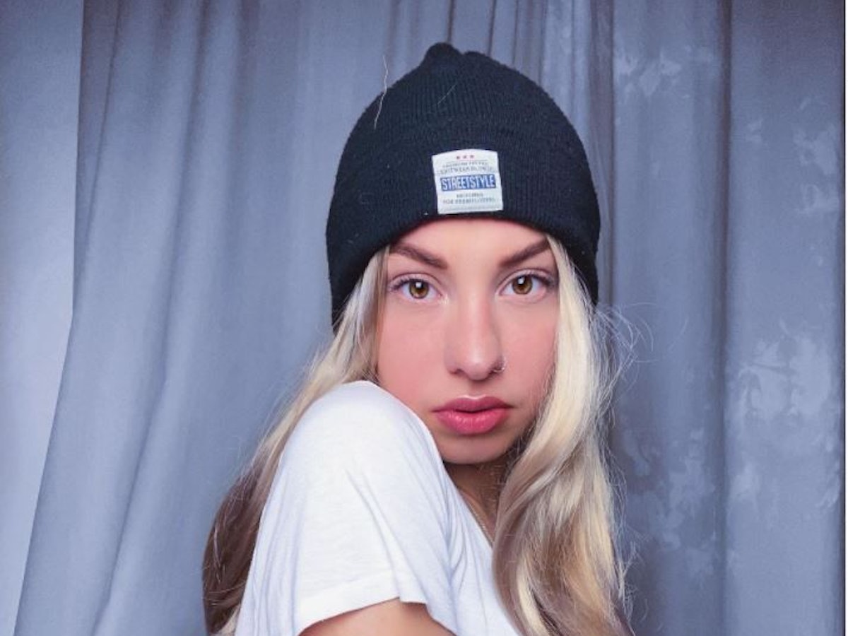 "Take Me Out"-Kandidatin Melissa auf einem Selfie vom 1. Dezember 2021. Screenshot am 14. Februar 2022 erstellt zum Zwecke der Berichterstattung. Quelle: Instagram / melissabatman__