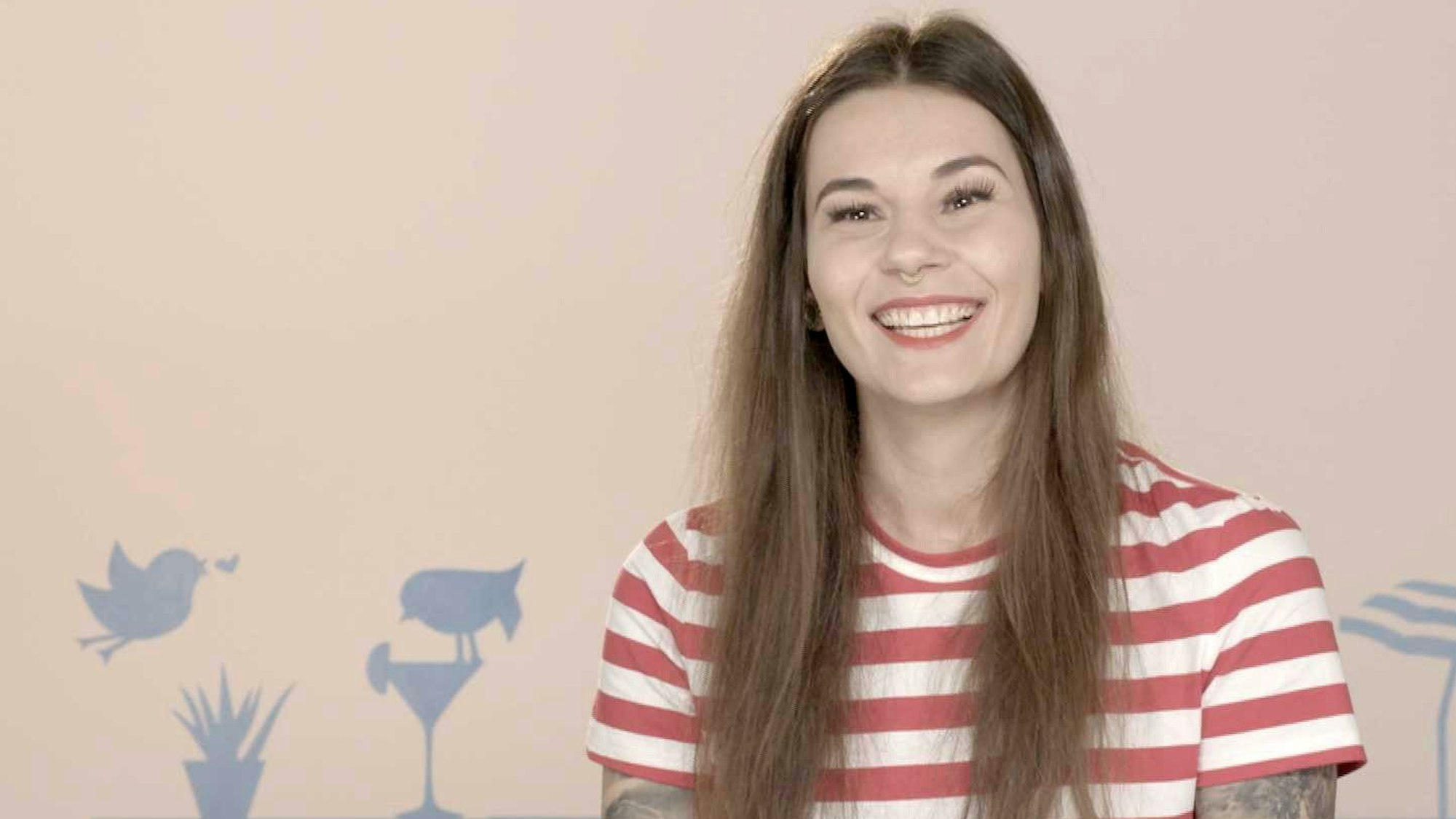 First Dates Hotel-Teilnehmerin Michelle. Die Folgen gibt der Sendung gibt es nach Ausstrahlung im TV auch bei RTL+ zu sehen.