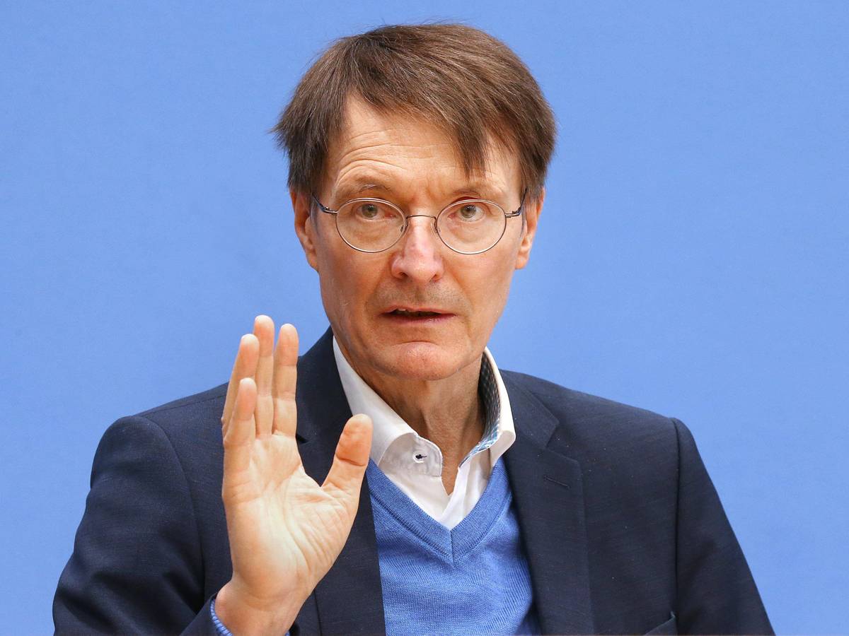 Karl Lauterbach (hier am 8.2.2022) stellte jetzt die Weichen für den Corona-Gipfel.