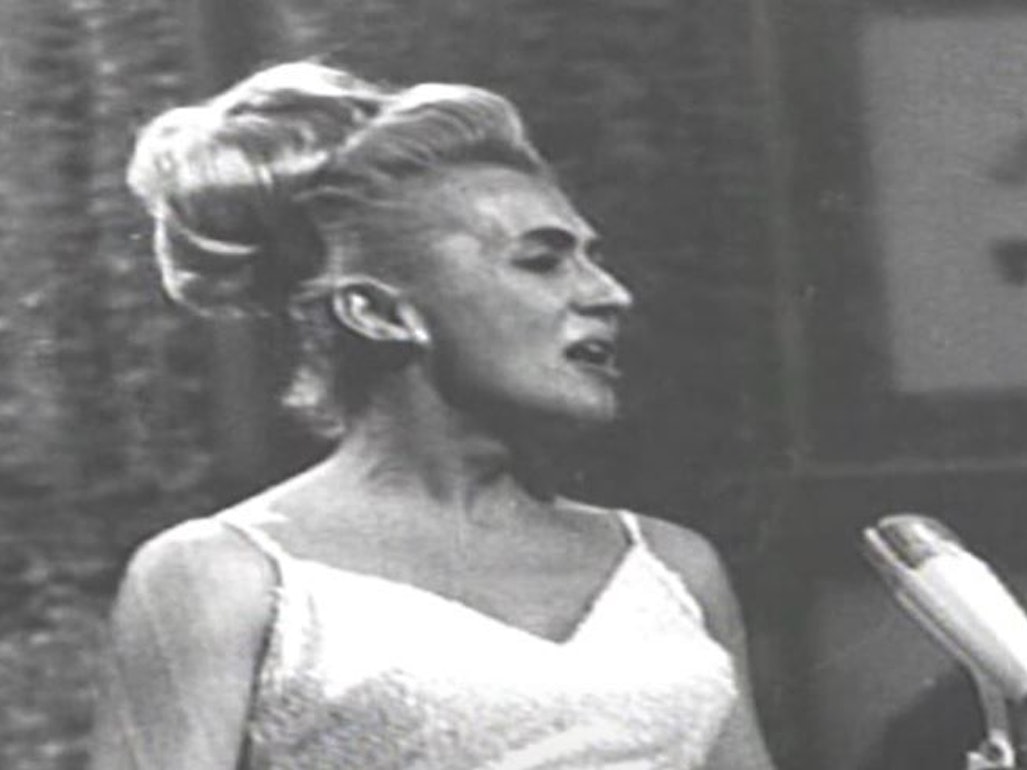 ESC 2022 in Trauer: Nora Nova beim Eurovision Song Contest im Jahr 1964.
