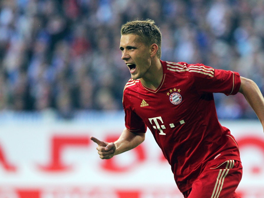 Nils Petersen bejubelt sein Tor gegen Schalke 04 im Jahr 2011.