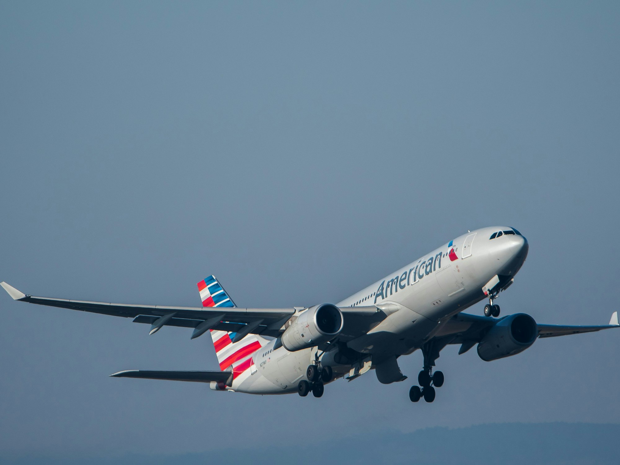 Hier ein undatiertes Foto einer American-Airlines-Maschine. Der Vorfall ereignete sich auf dem Flug von Los Angeles nach Washington.