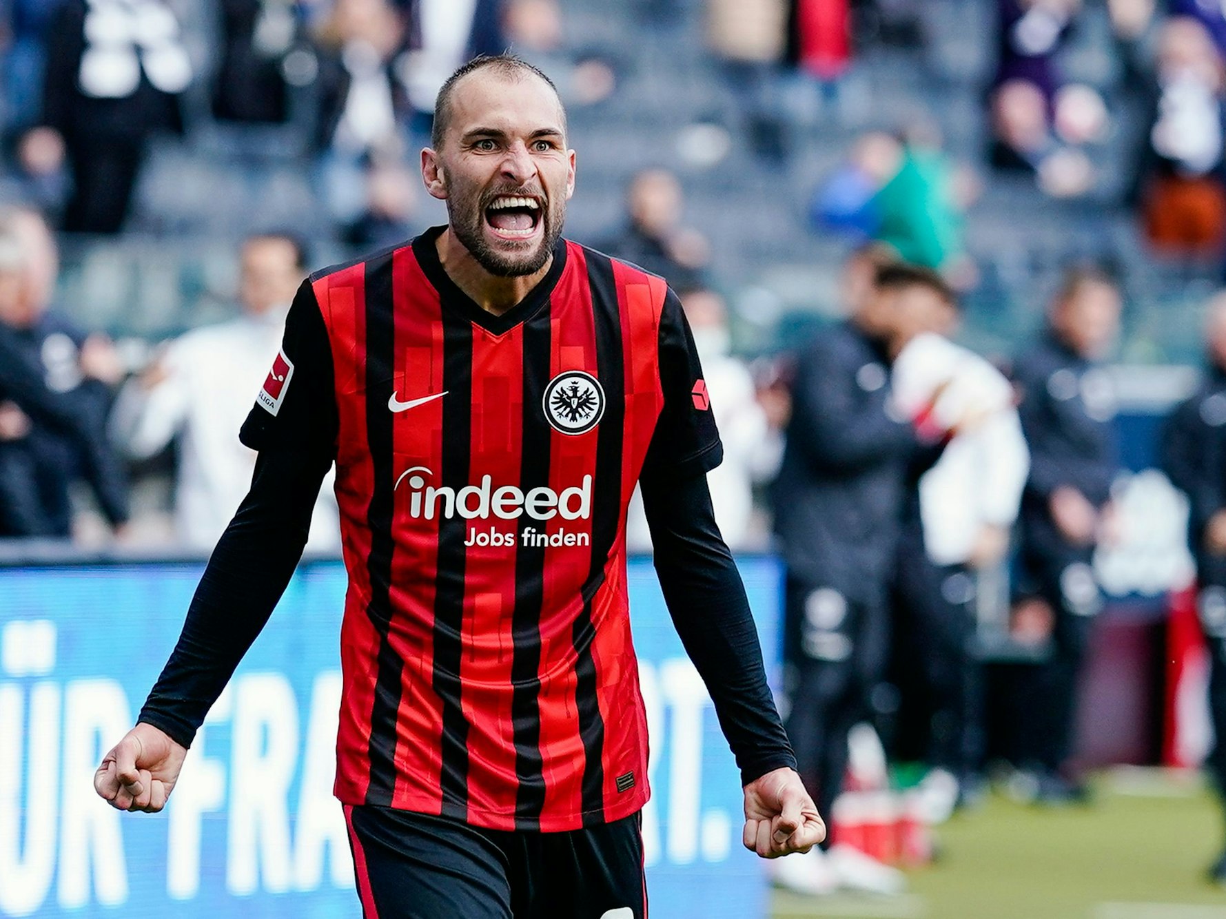 Bas Dost bejubelt sein Tor zum 2:1 gegen die TSG Hoffenheim im Jahr 2020.