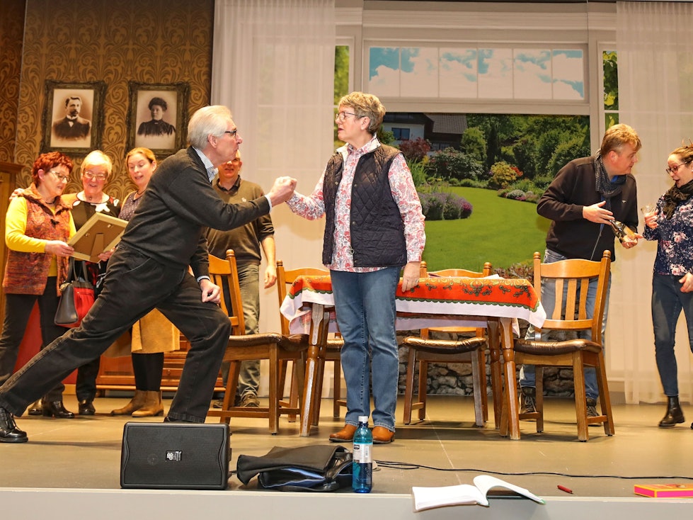 Szene aus "Et kütt wie et kütt" des neuen Kölner Vereins Kölsche Bredder.