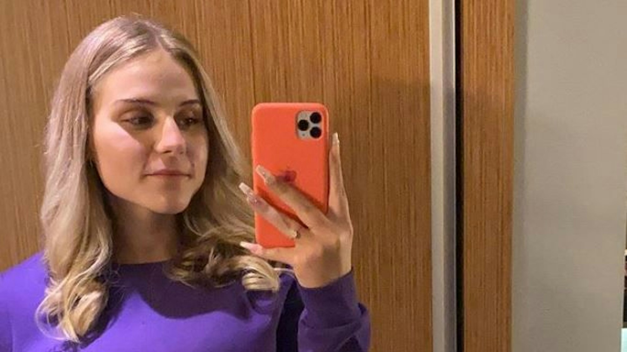 Estefania Wollny gehört zur Kinderschar von Silvia Wollny. Das Selfie hat Estefania im November 2021 auf ihrem Instagram-Account hochgeladen.