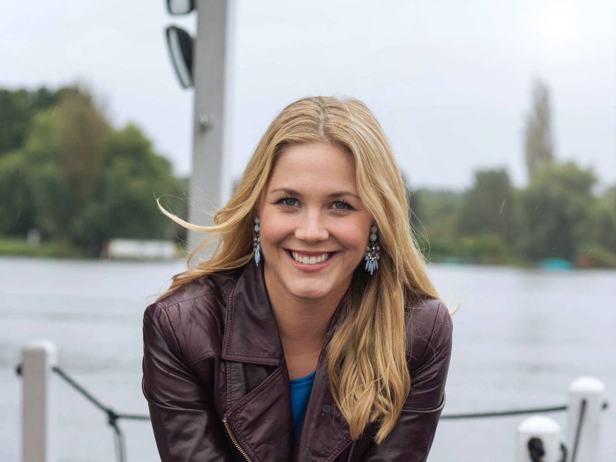 Moderatorin beim "SAT.1-Frühstücksfernsehen": Alina Merkau.
