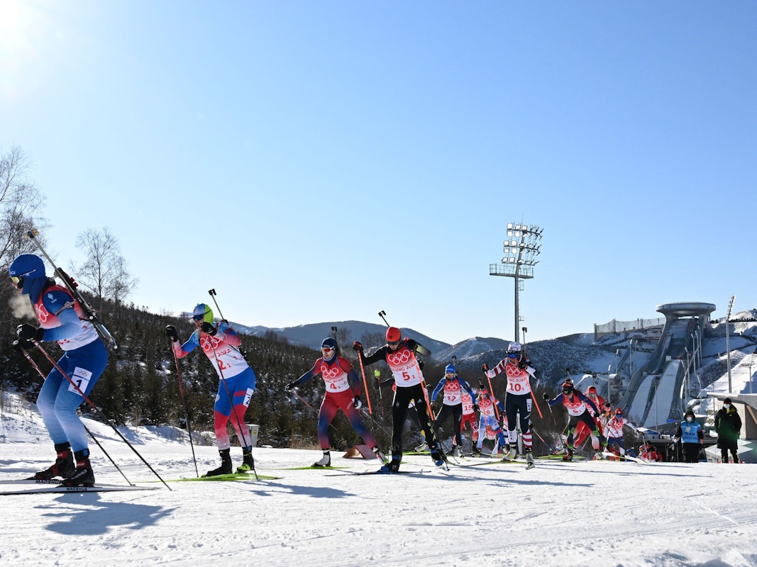 (From L) France's Anais Bescond, Russia's Irina Kazakevich, Norway's Karoline Offigstad Knotten, Germany's Vanessa Voigt and athletes take the start of the Biathlon Women's 4x6km Relay event, on February 16, 2022 at the Zhangjiakou National Biathlon Centre, during the Beijing 2022 Winter Olympic Games. (Photo by Christof STACHE / AFP)