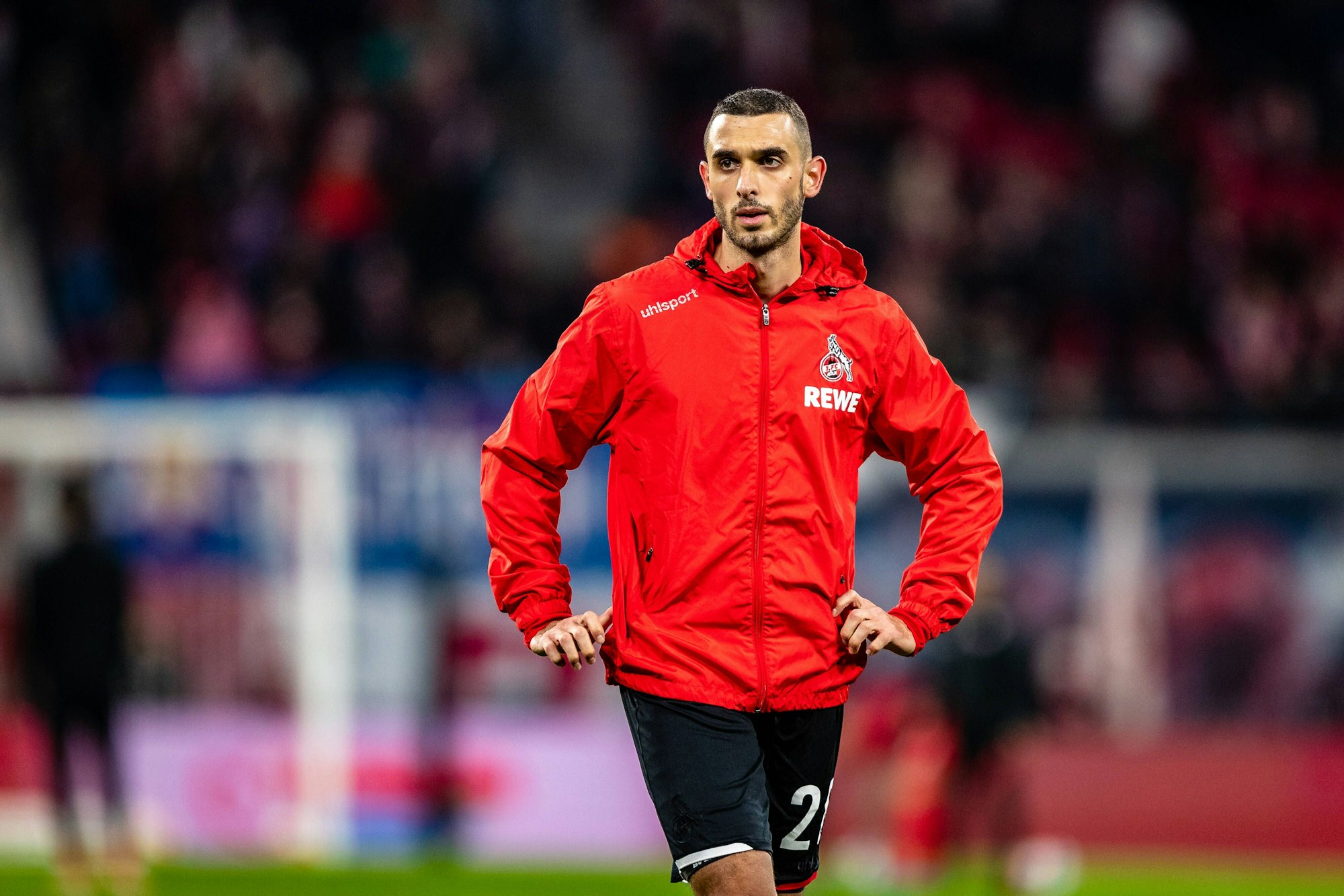 Ellyes Skhiri vor dem Spiel bei RB Leipzig