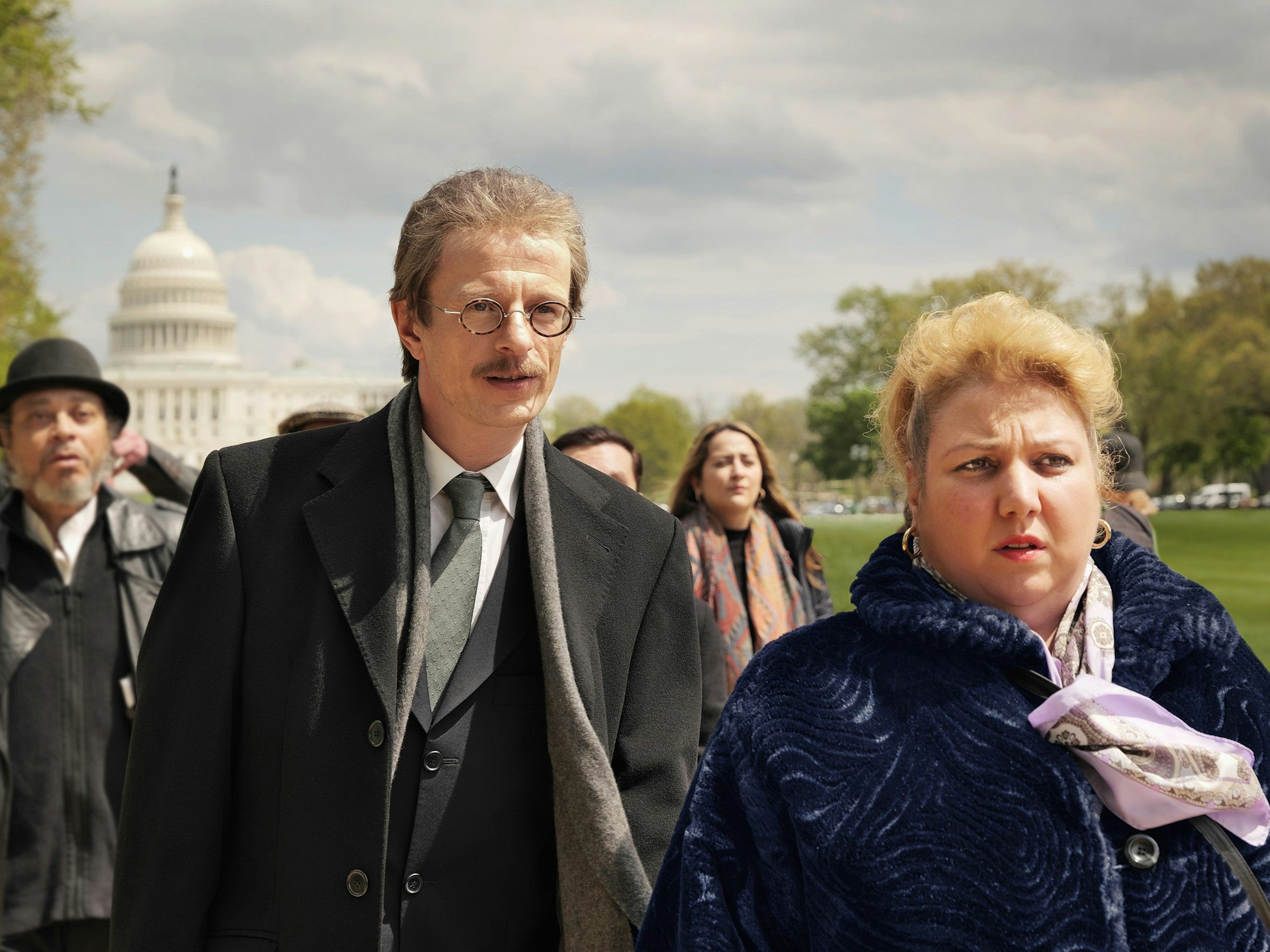 Meltem Kaptan und Alexander Scheer in einer Filmszene