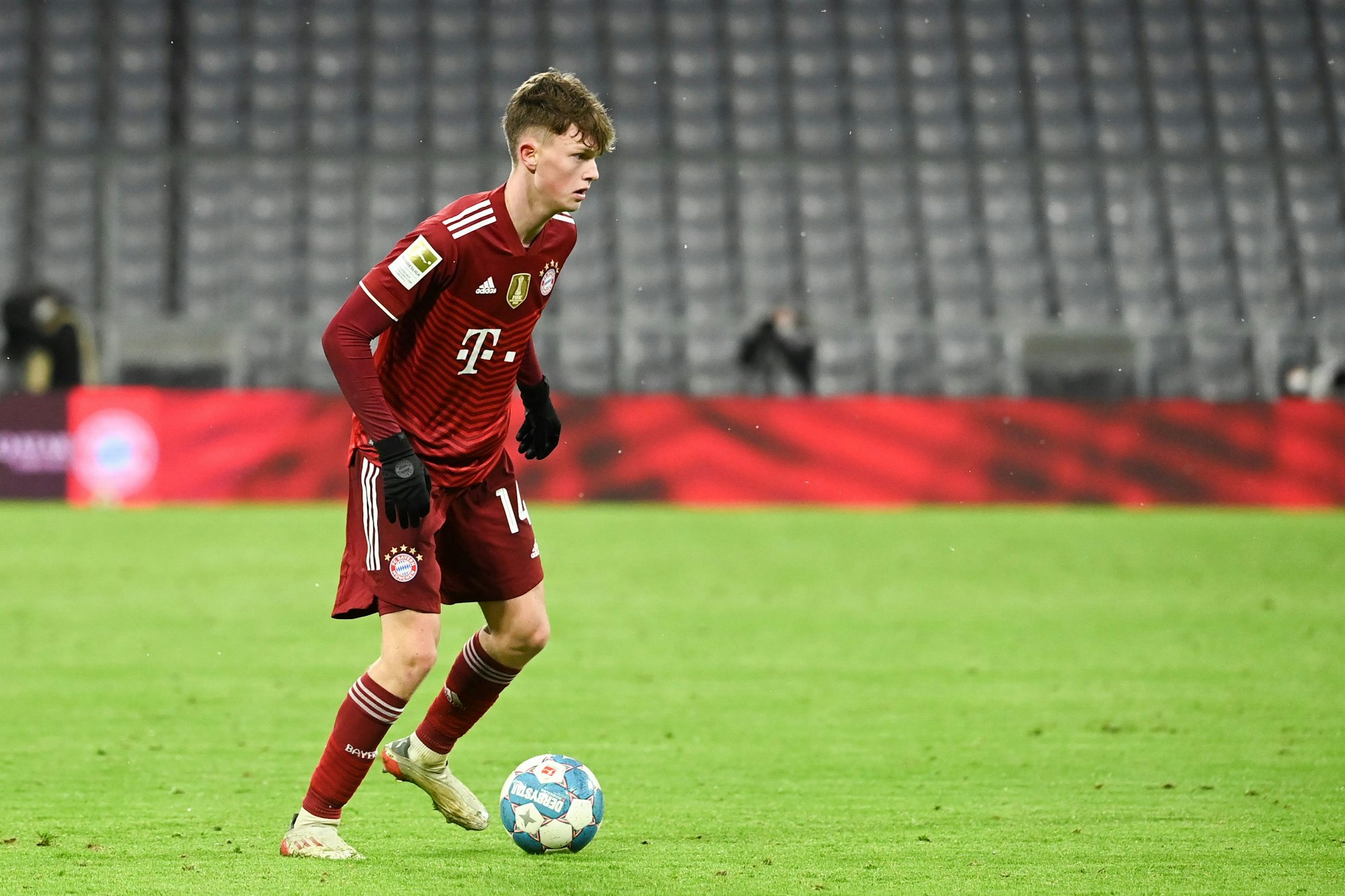 Paul Wanner am Ball in der Partie Bayern München – Borussia Mönchengladbach am 7. Januar 2022.