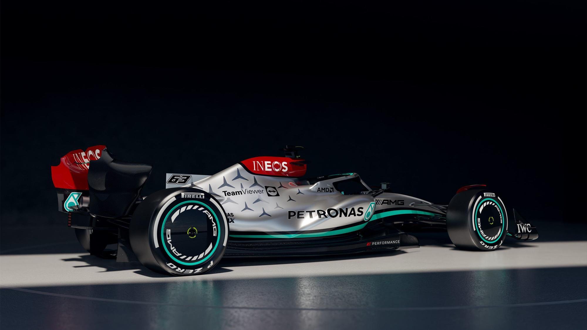 Der neue Formel-1-Mercedes (Mercedes-AMG F1 W13 E Performance) ist wieder silber. Der W13 des deutschen Werksrennstalls wurde am Freitag in Silverstone vorgestellt.