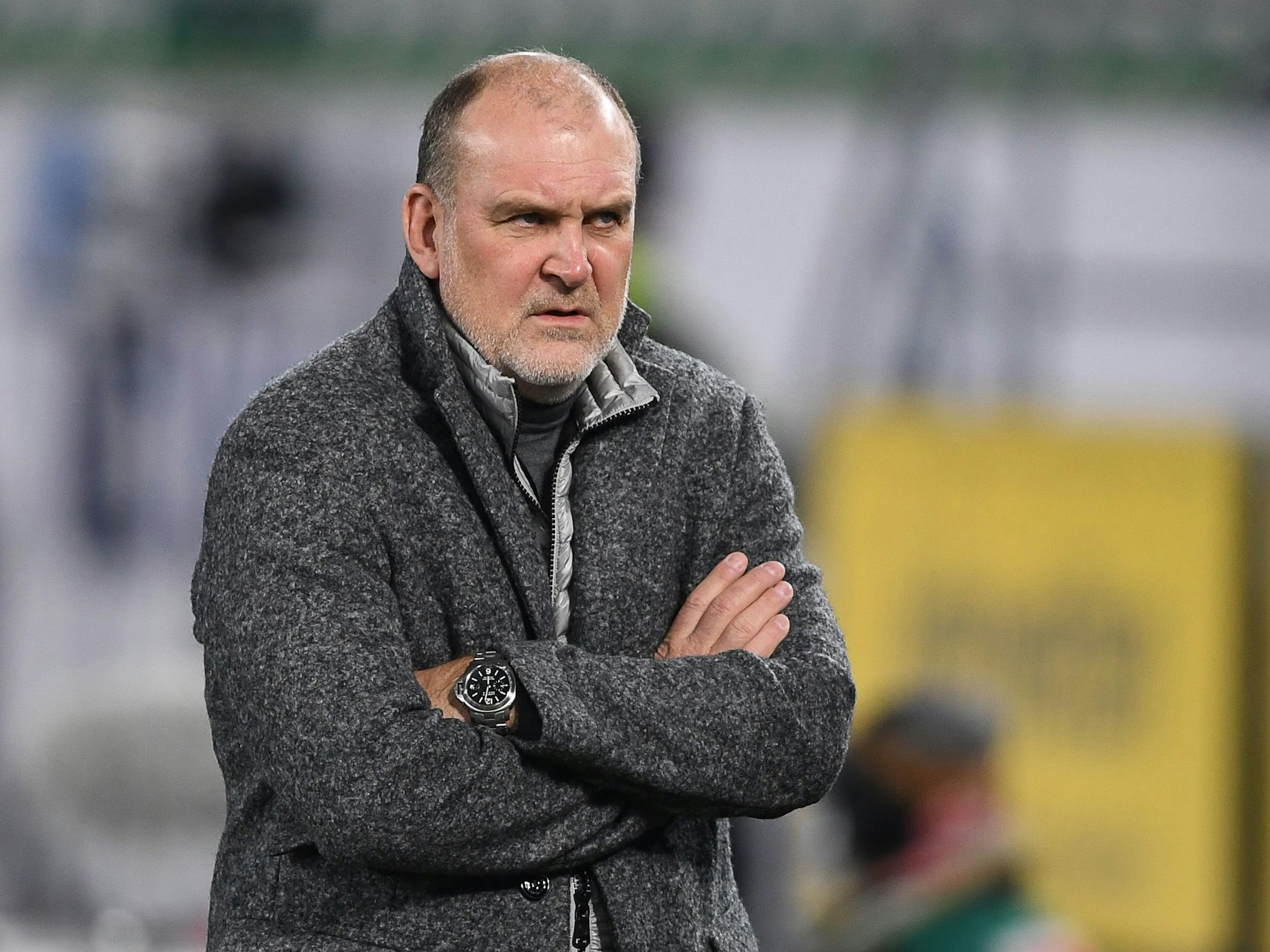 Jörg Schmadtke, Geschäftsführer Sport vom VfL Wolfsburg, im Stadion.