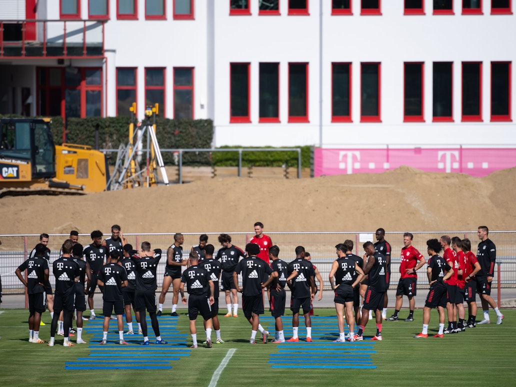 Die Spieler des FC Bayern München beim Training, hier am 28.Juli 2020.