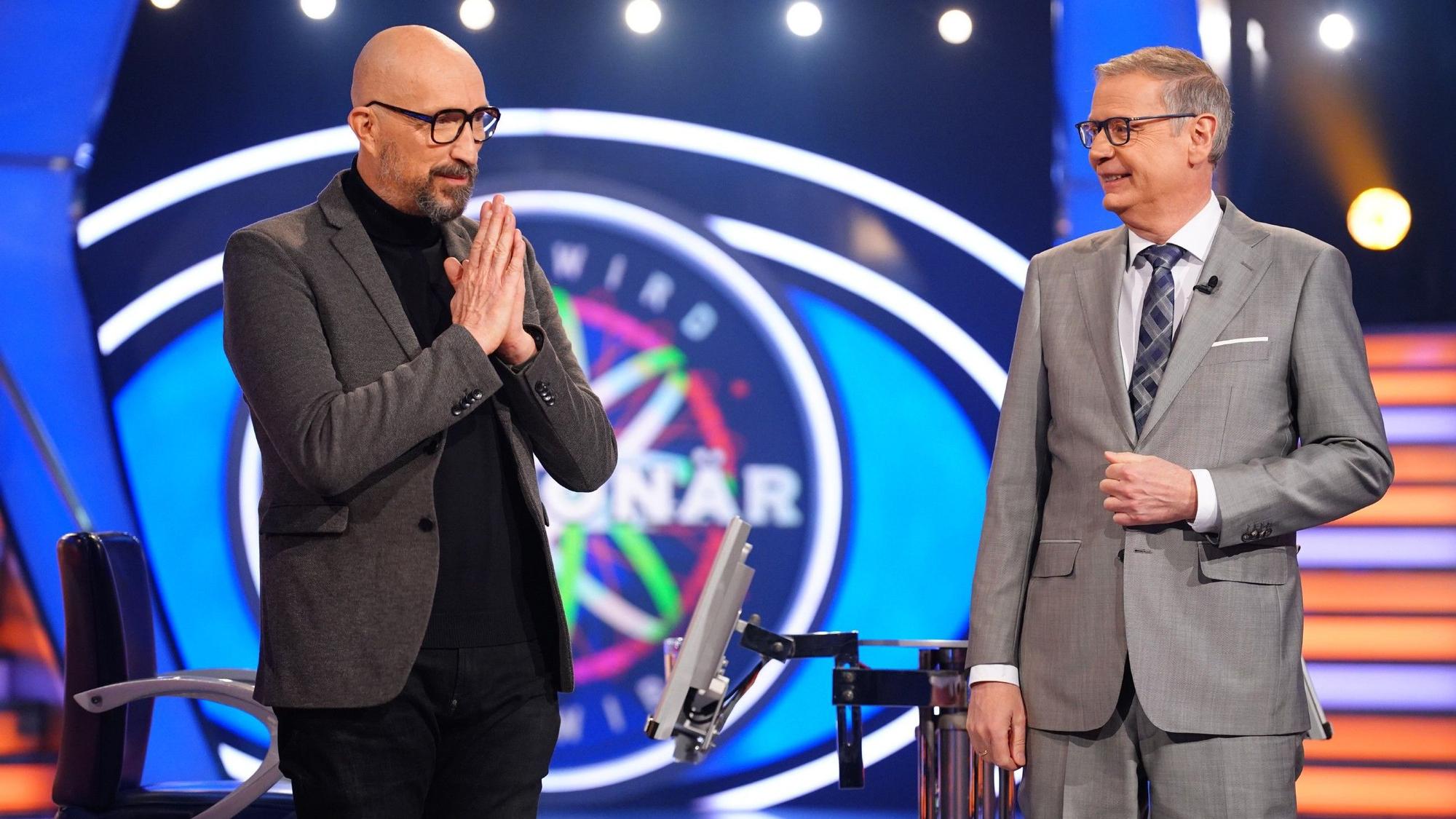 Moderator Günther Jauch mit Olaf Beck aus Hamburg.