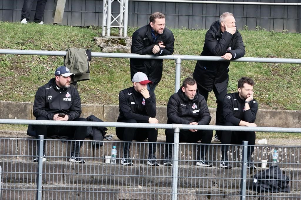 Steffen Baumgart schaute sich das Derby der zweiten Mannschaft an.