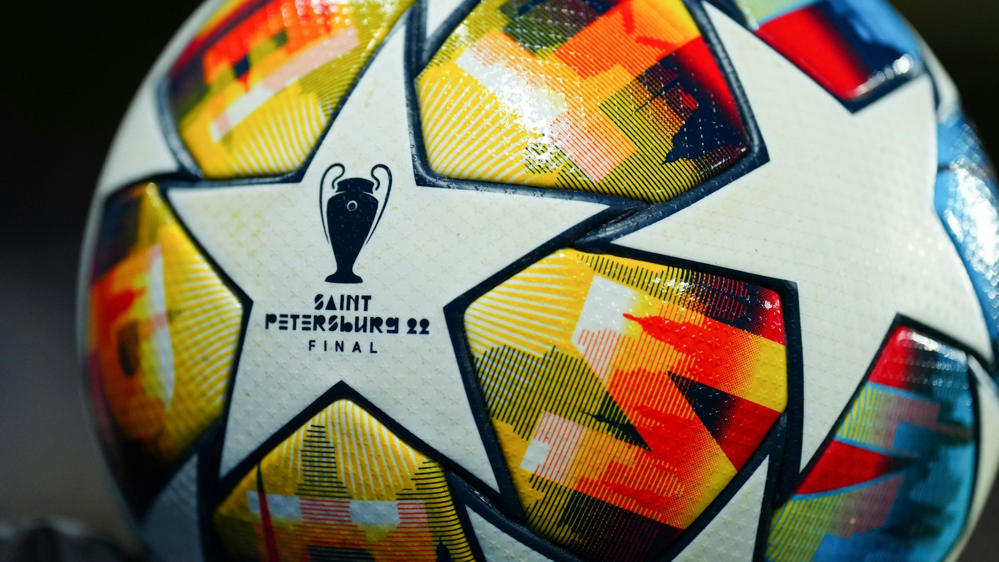 Der Spielball der Champions League.