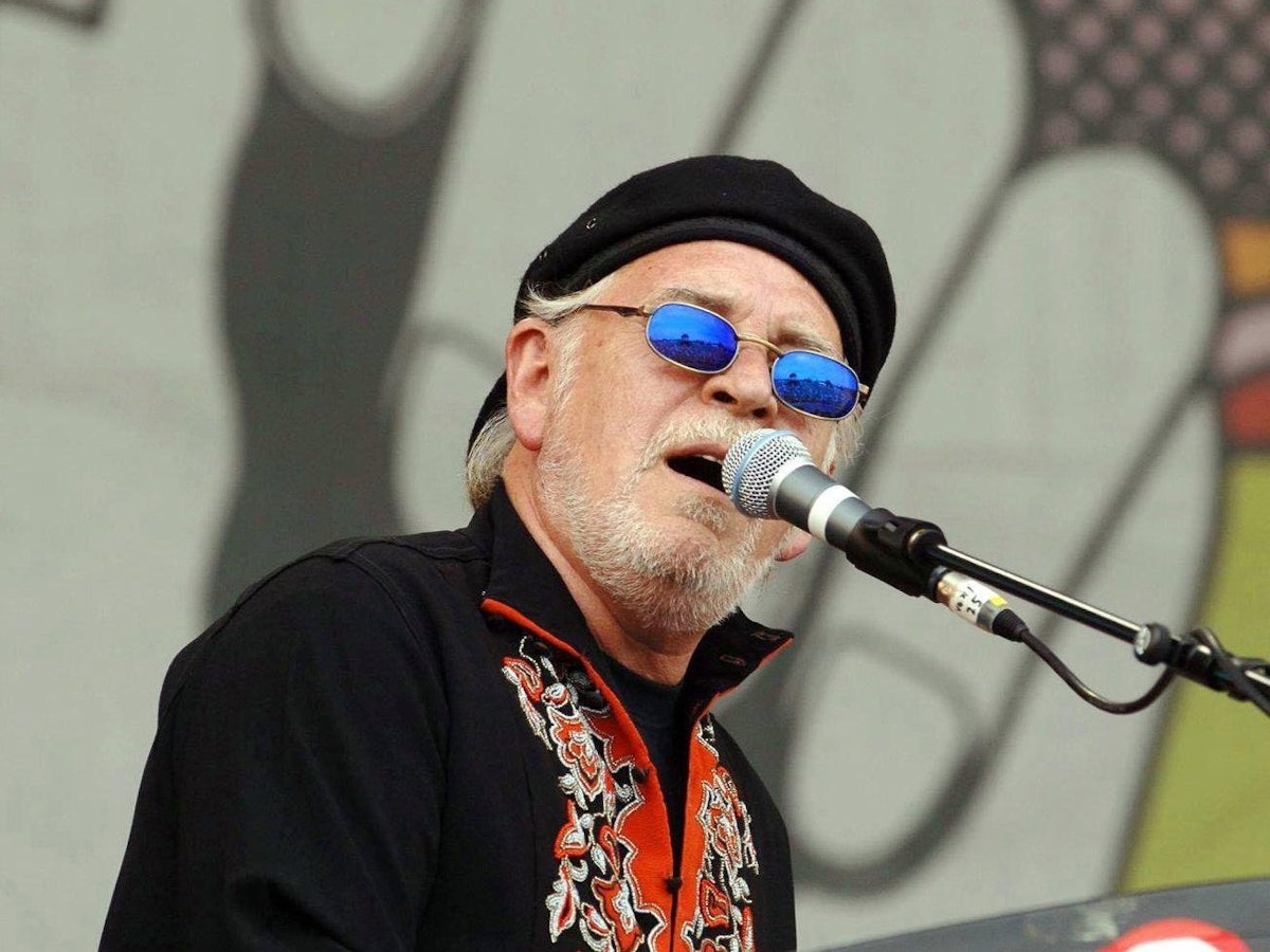 Gary Brooker 2006 bei einem Konzert auf der Isle of Wight.