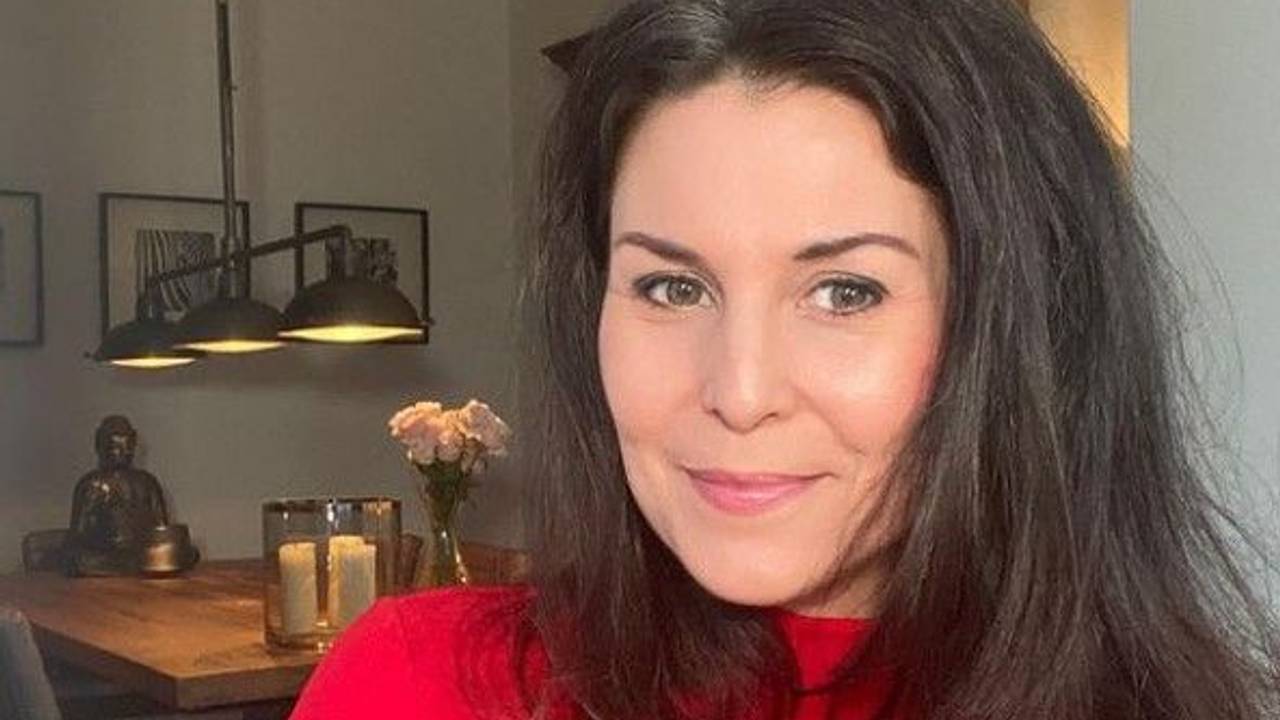 Vanessa Blumhagen, Promi-Expertin beim Sat.1-„Frühstücksfernsehen“, verzückt ihre Fans mit ihrem neuen Instagram-Foto. Dieses Foto hat sie am 21. Februar 2022 auf ihrem Instagram-Account hochgeladen.