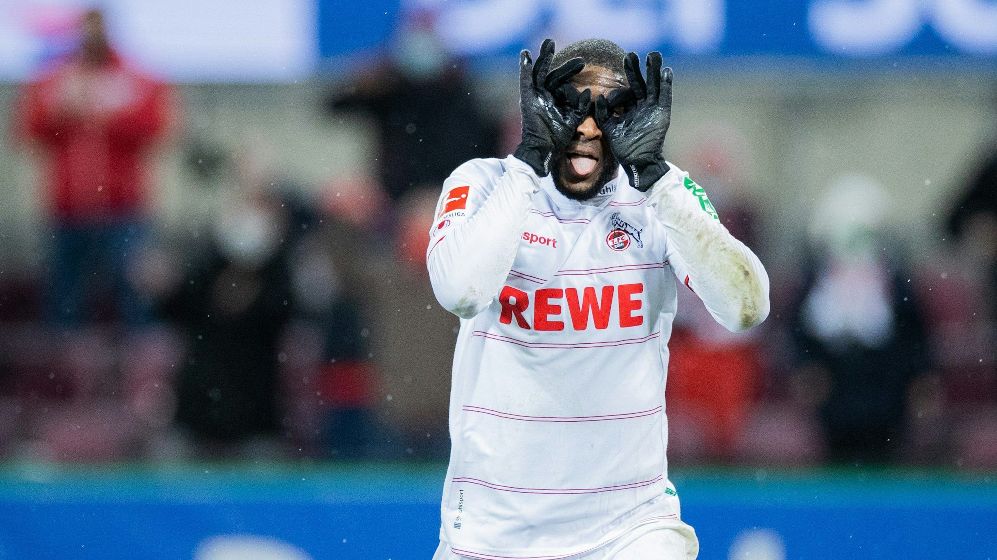 Anthony Modeste jubelt für den 1. FC Köln gegen Eintracht Frankfurt.