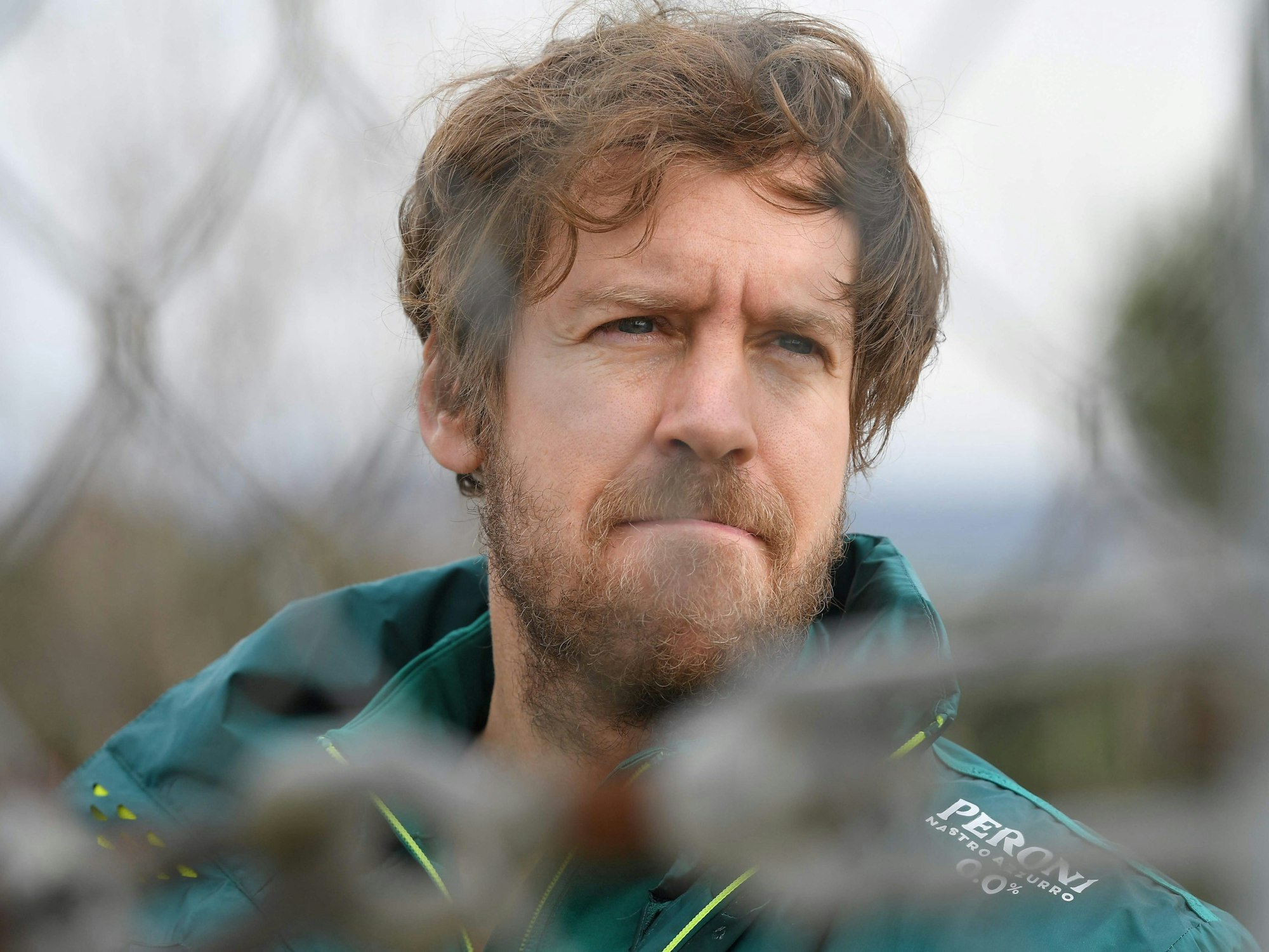 Aston Martins Sebastian Vettel am Circuit de Barcelona-Catalunya in Montmelo.